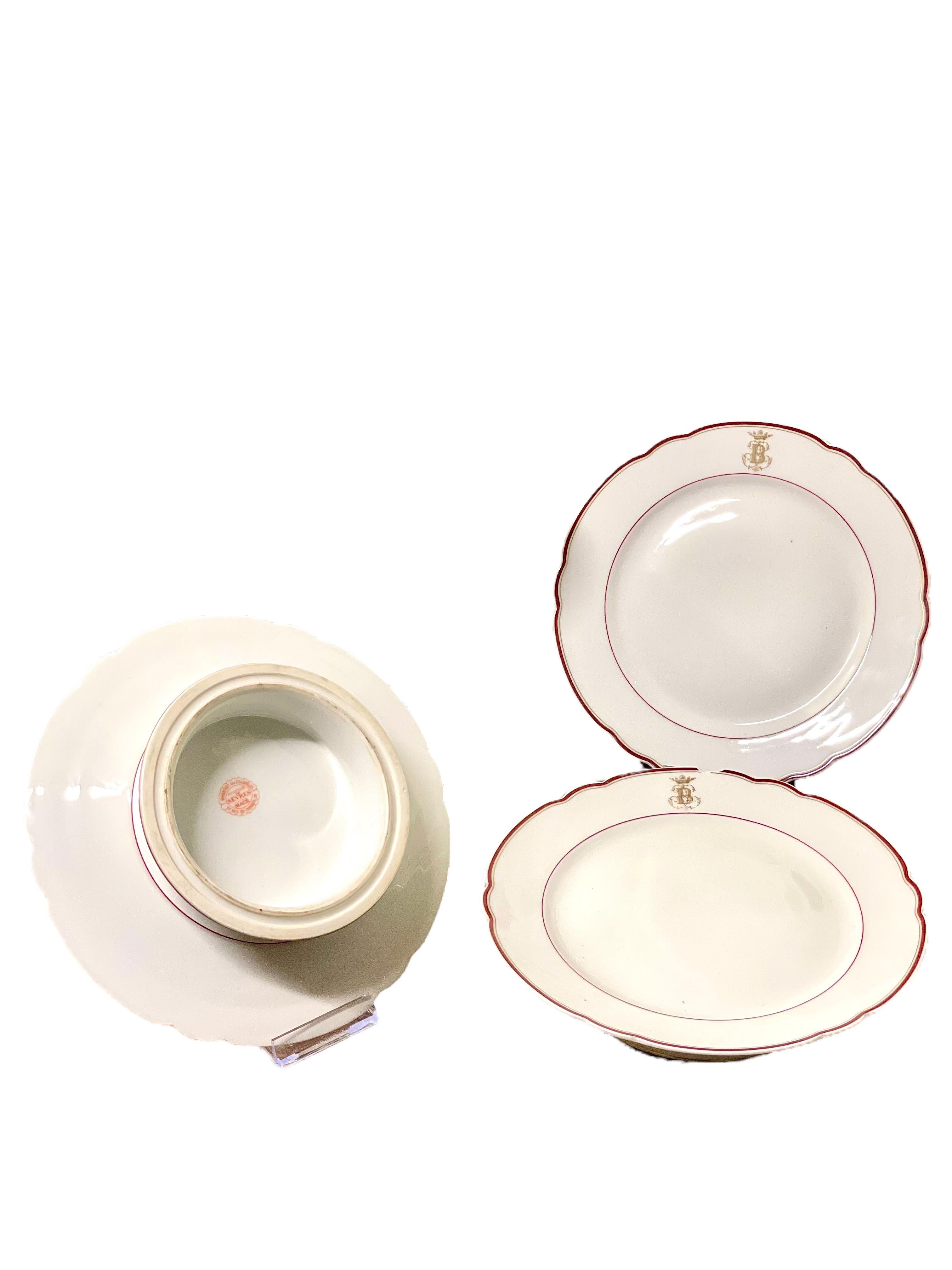 Sèvres Porzellan Tafelservice des 19. Jahrhunderts mit Comital Coronet im Angebot 13