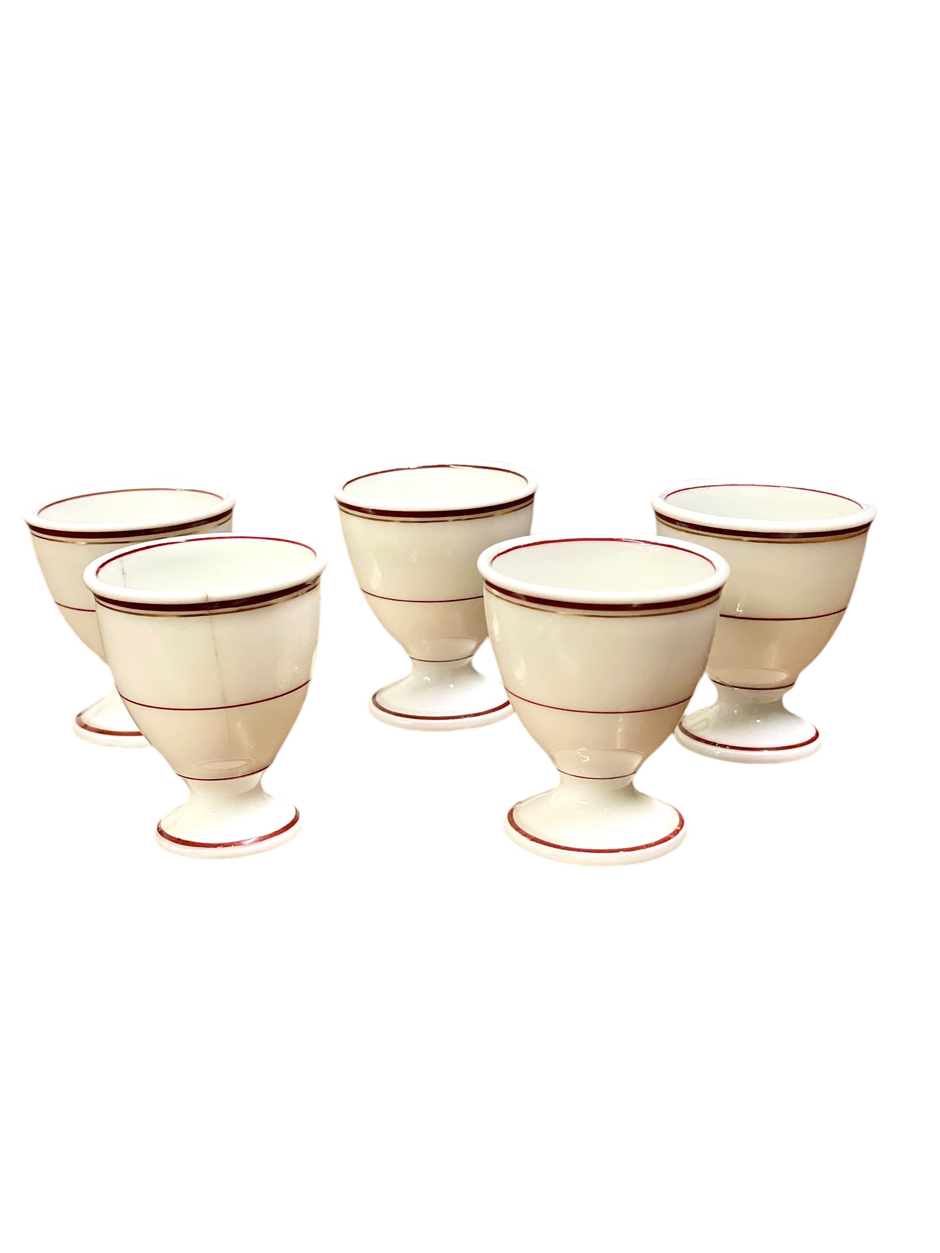 Sèvres Porzellan Tafelservice des 19. Jahrhunderts mit Comital Coronet im Angebot 1