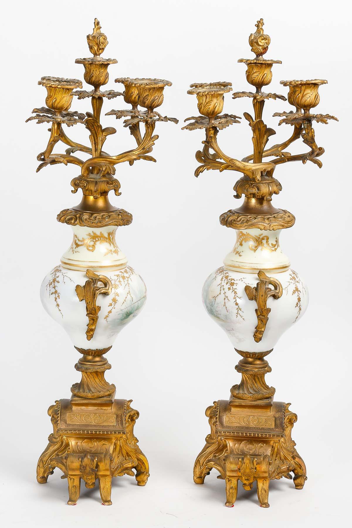 Sèvres-Porzellan-Mantel-Set des 19. Jahrhunderts. im Zustand „Gut“ im Angebot in Saint-Ouen, FR