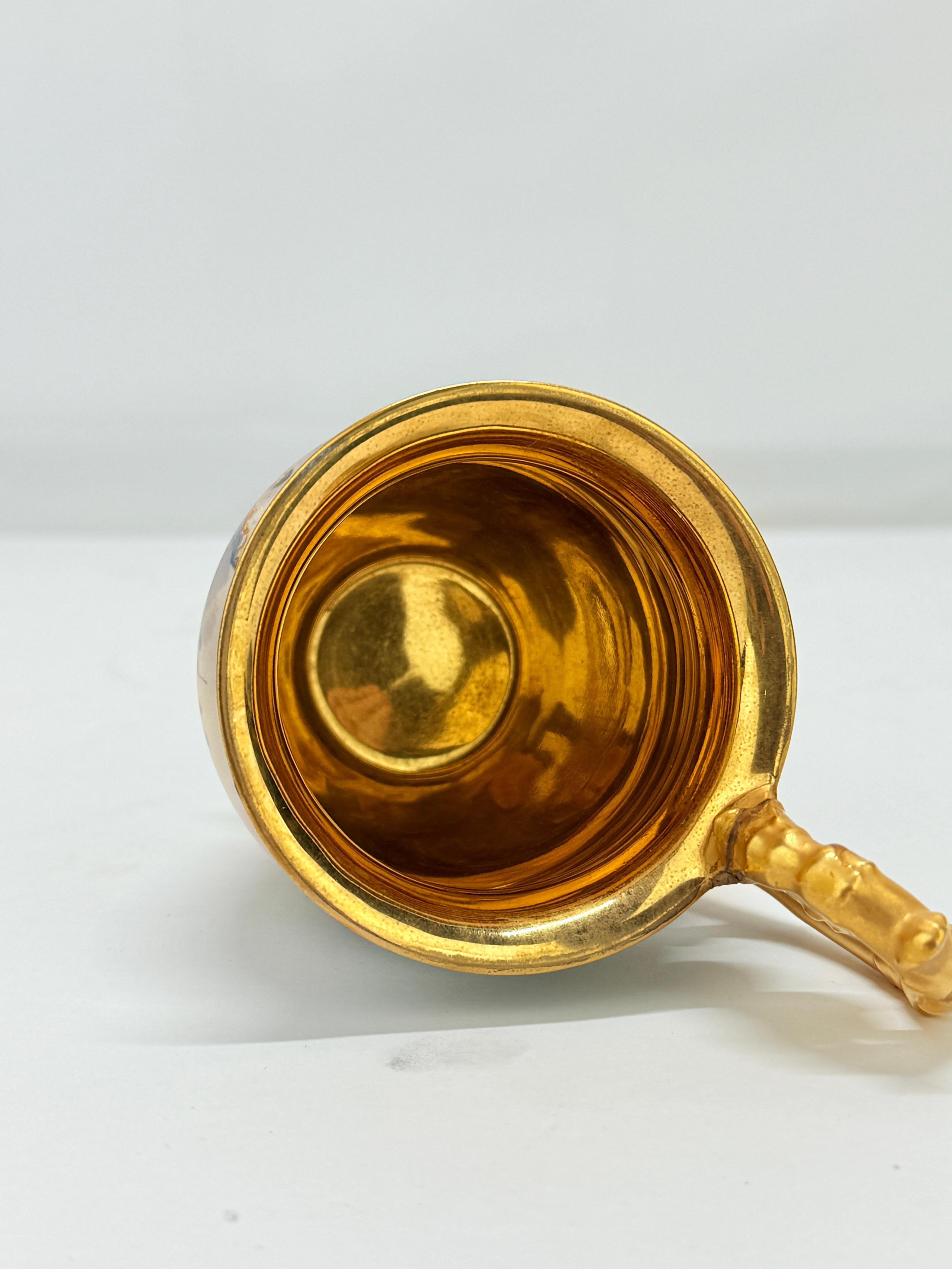Coupe en porcelaine 