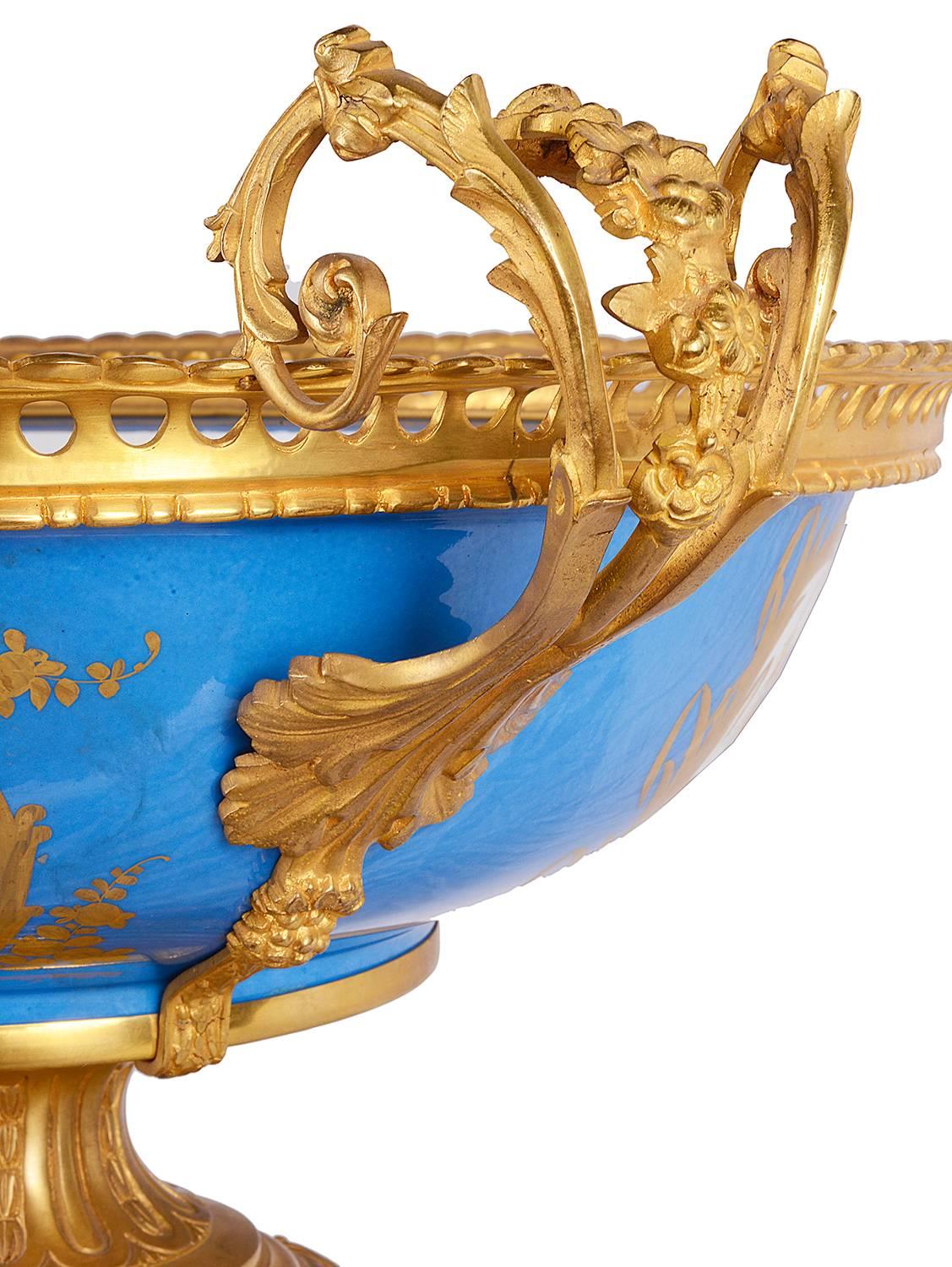 19th Century Sevres Style Comport For Sale 1