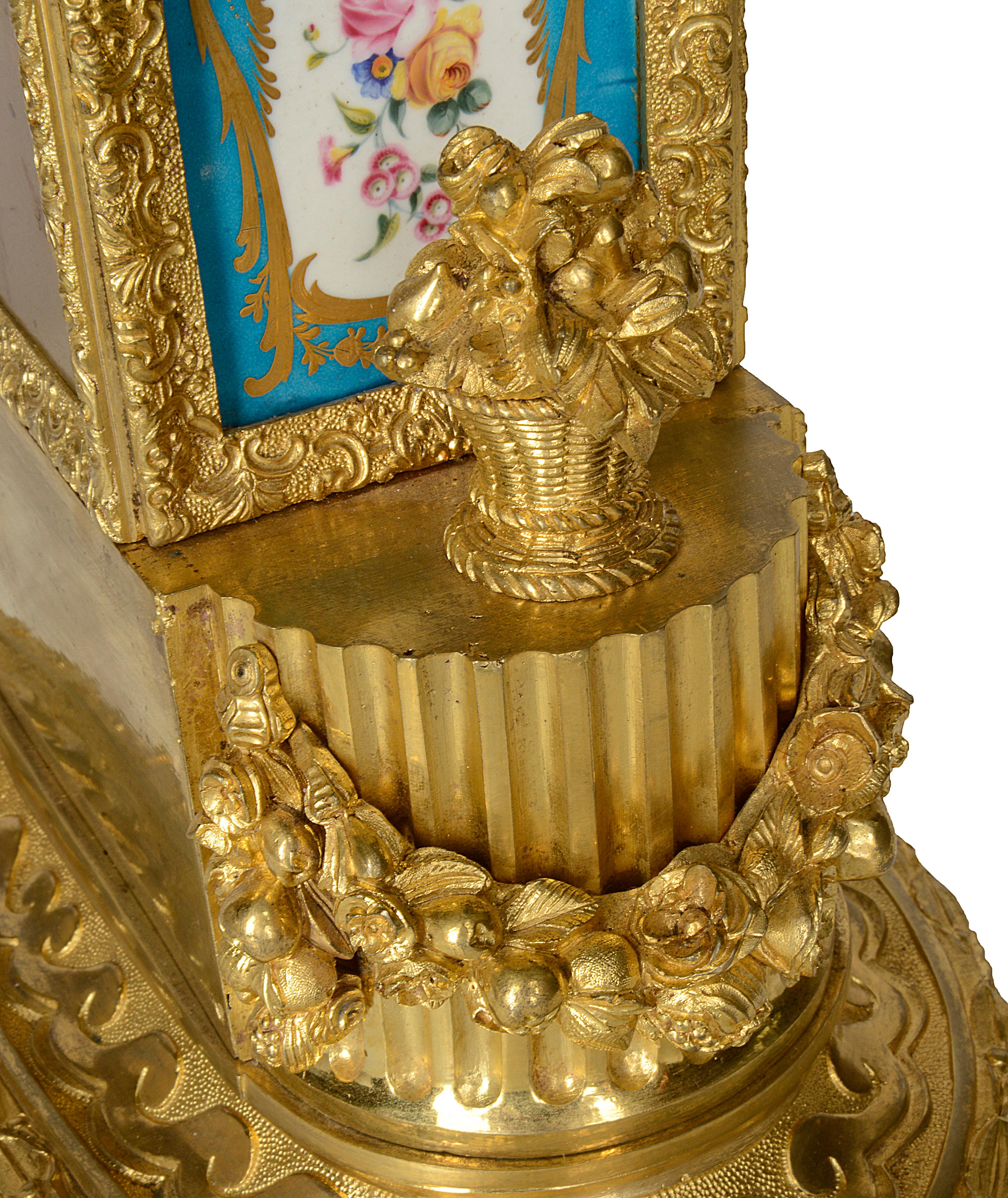 19th Century Sevres Style Gilded Ormolu Mantel Clock For Sale 2