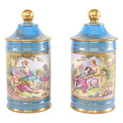 Pareja grande de tarros con tapa de porcelana estilo Sevres del siglo XIX