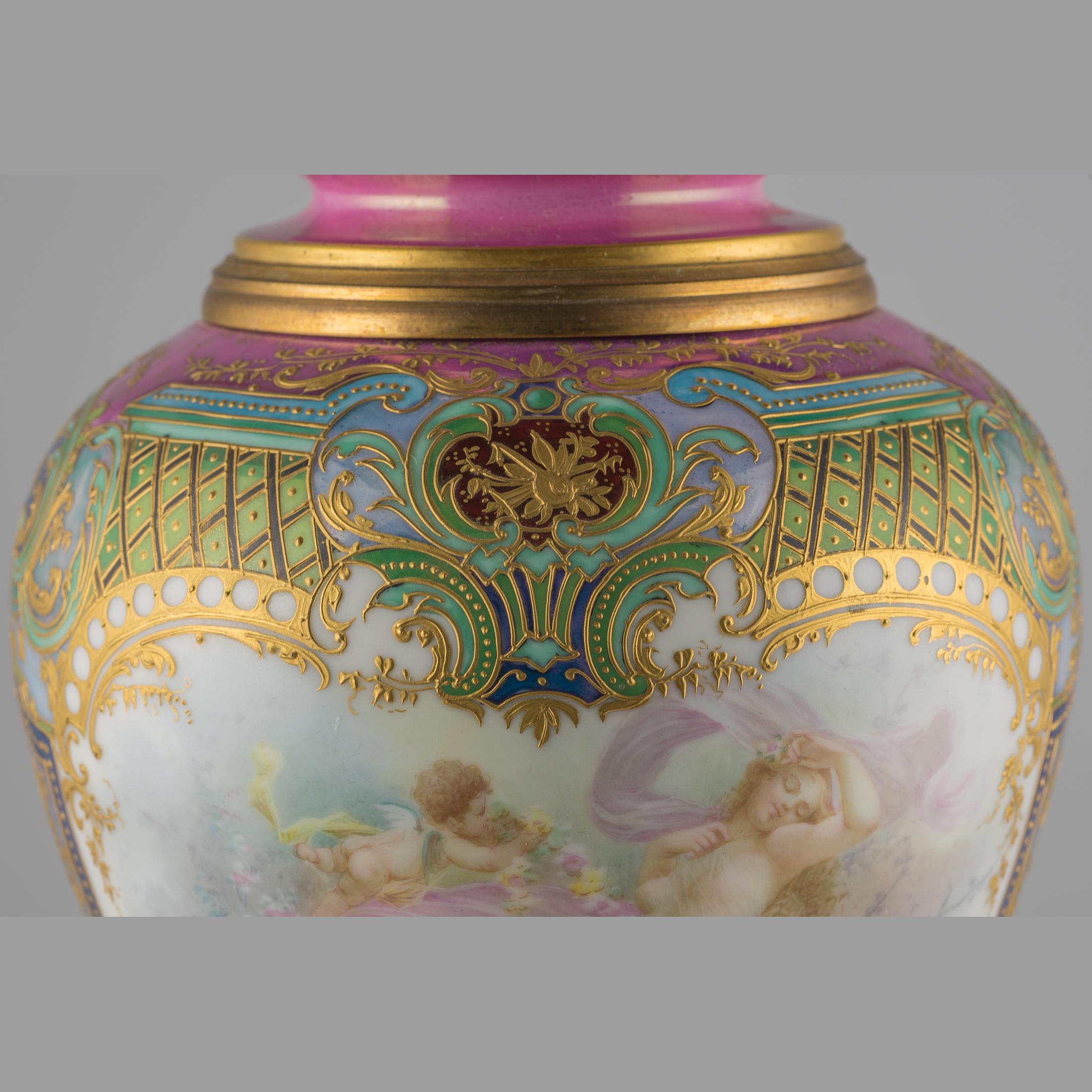 19th Century Sèvres Style Gilt Porcelain Pink Iridescent Glaze Portrait Vase For Sale 3