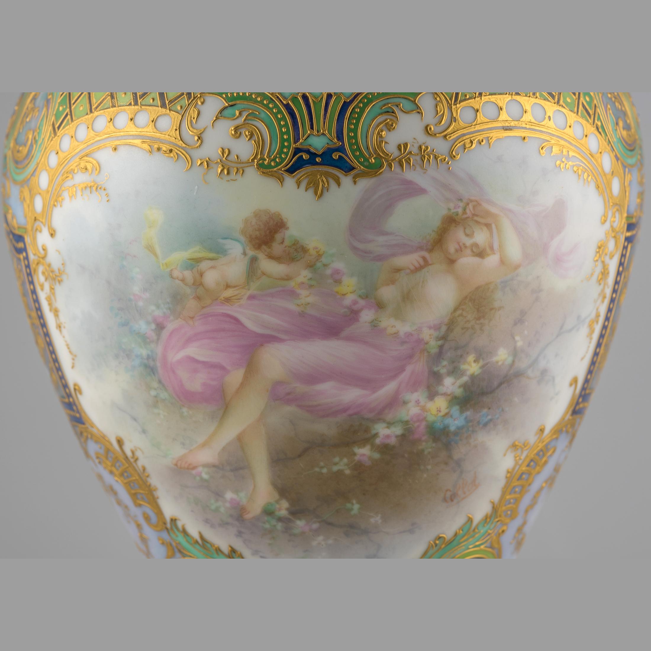 19th Century Sèvres Style Gilt Porcelain Pink Iridescent Glaze Portrait Vase For Sale 4