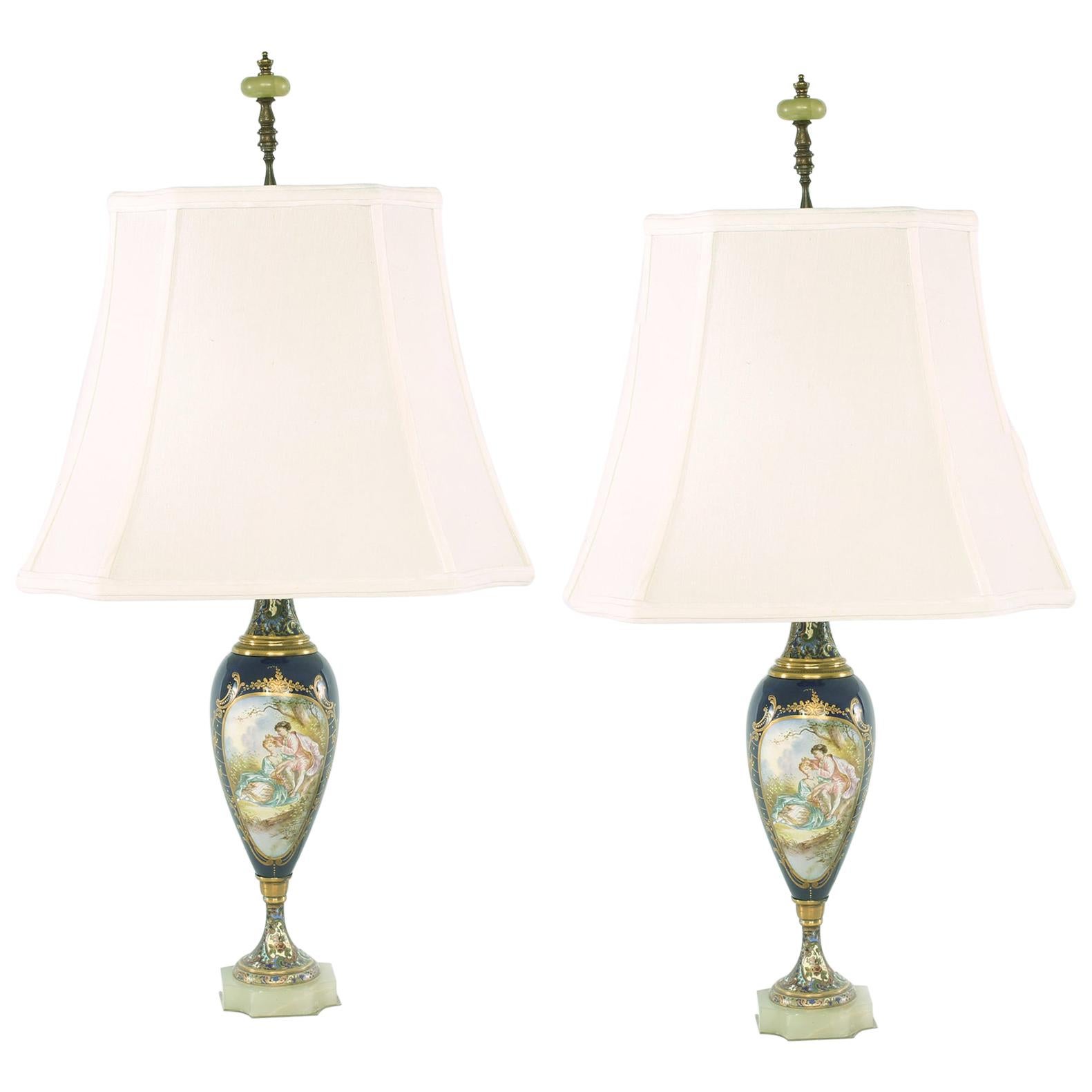 Lampes de table de style Sèvres du XIXe siècle en porcelaine et onyx avec base