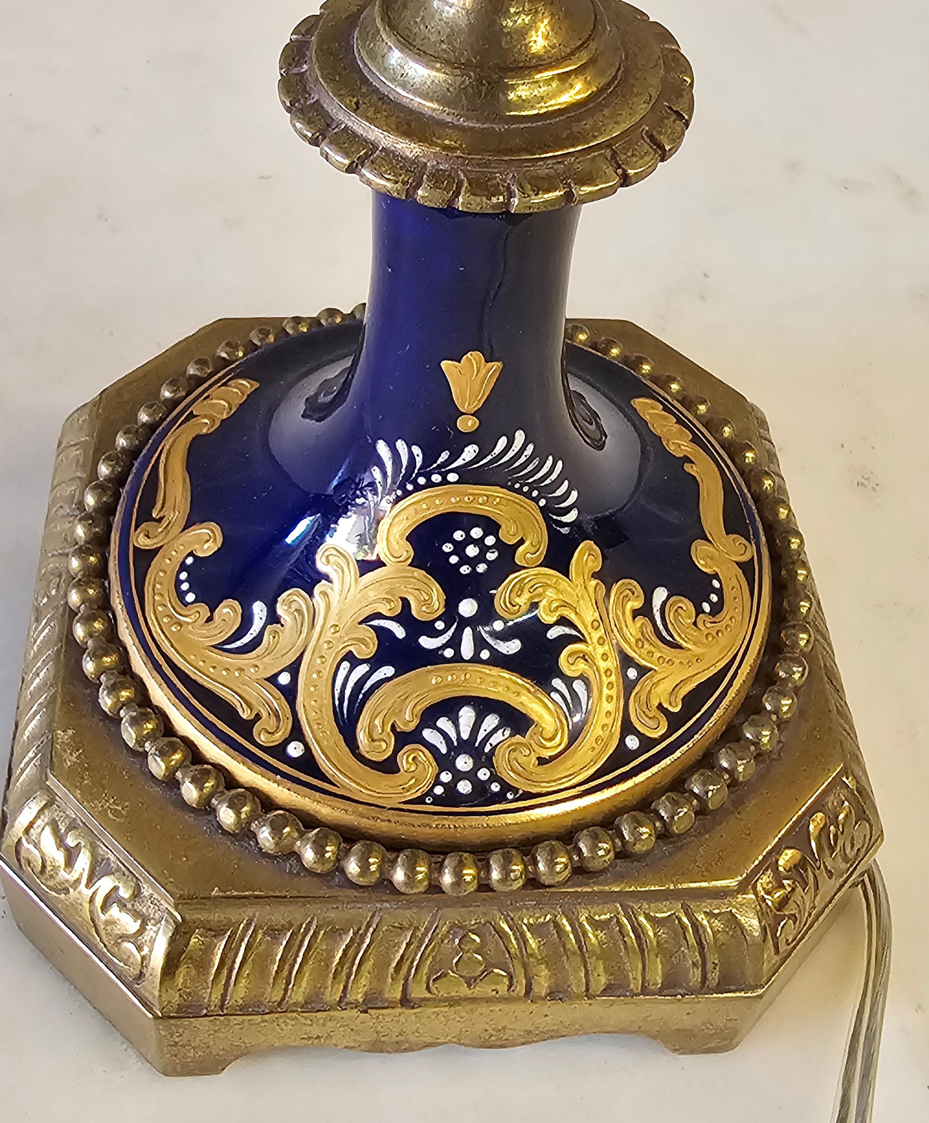 19th Century Sevres Type Painted Gilt Porcelain & Ormolu Mounted Vase Table Lamp For Sale 4