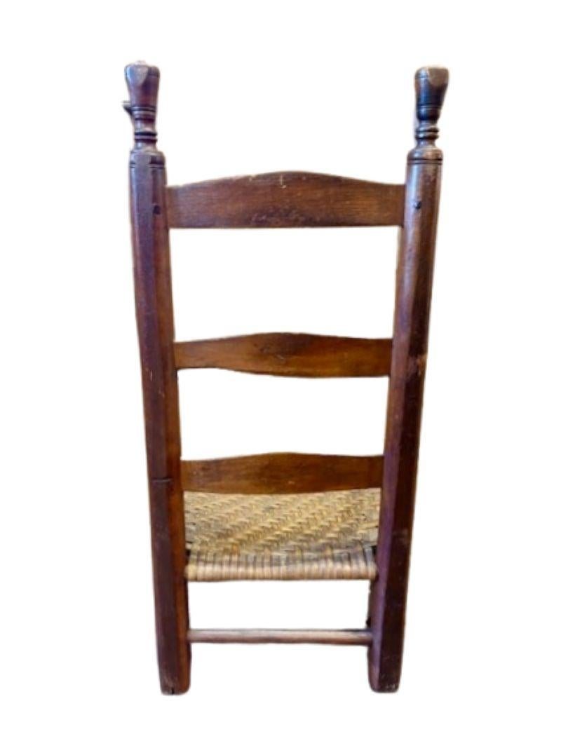 Shaker-Kindersessel aus dem 19. Jahrhundert mit Leiterrücken, um 1870 im Angebot 1