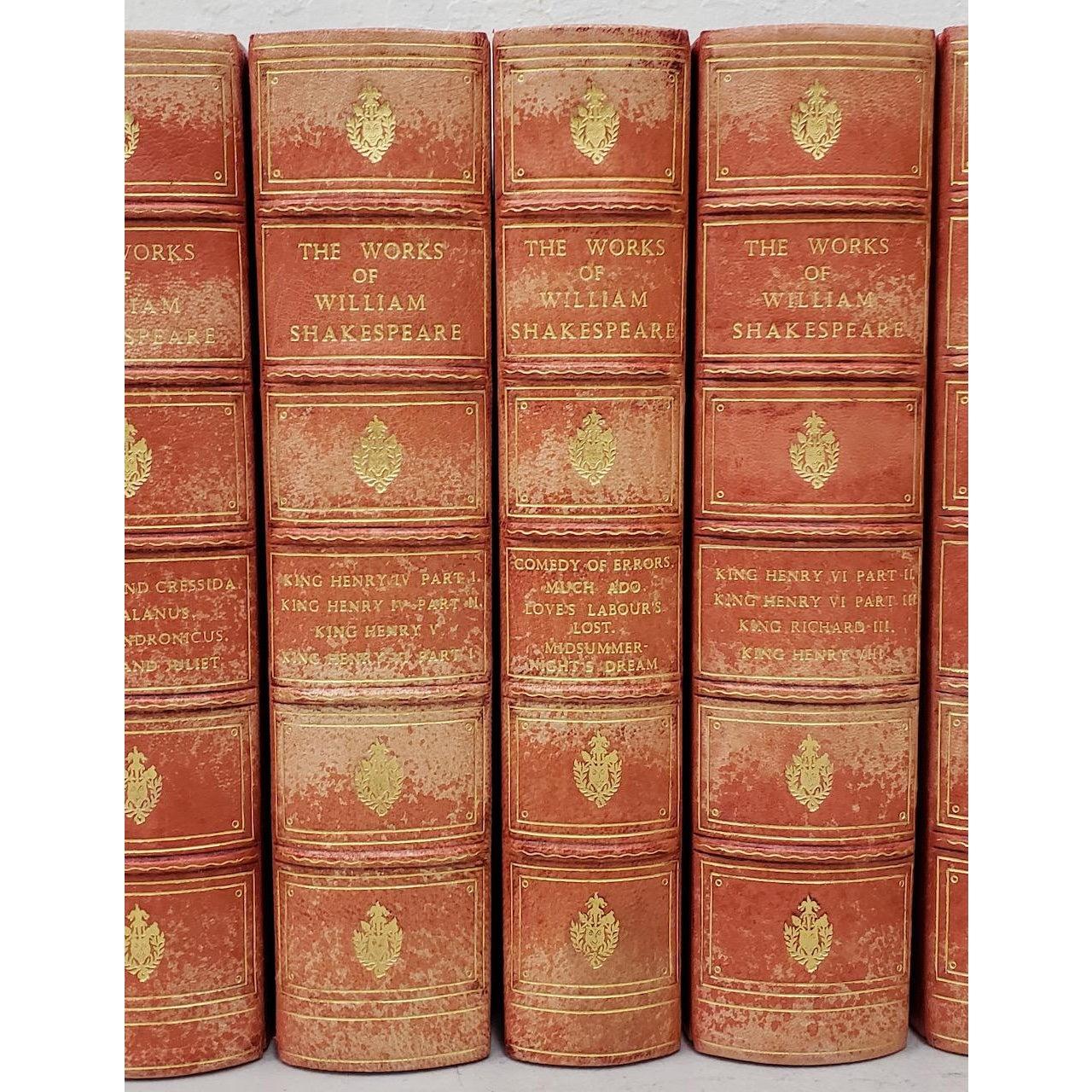 Hand-Crafted 19th Century Shakespeare 10 Volumes, circa 1894 For Sale