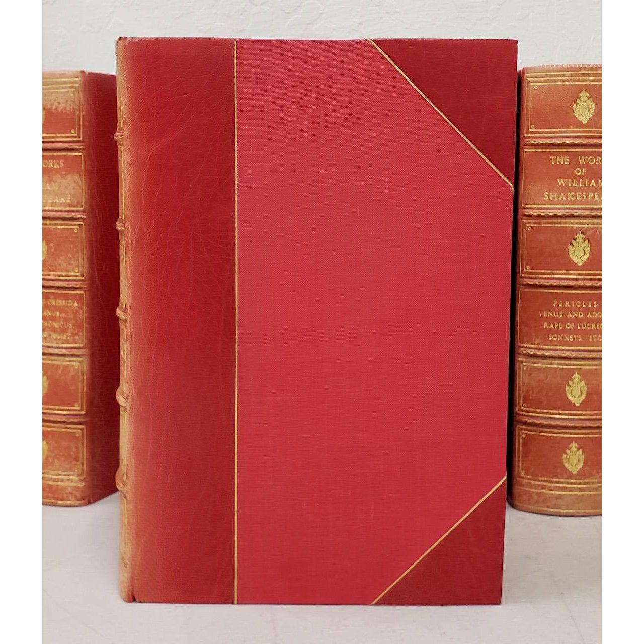 19th Century Shakespeare 10 Volumes, circa 1894 For Sale 1