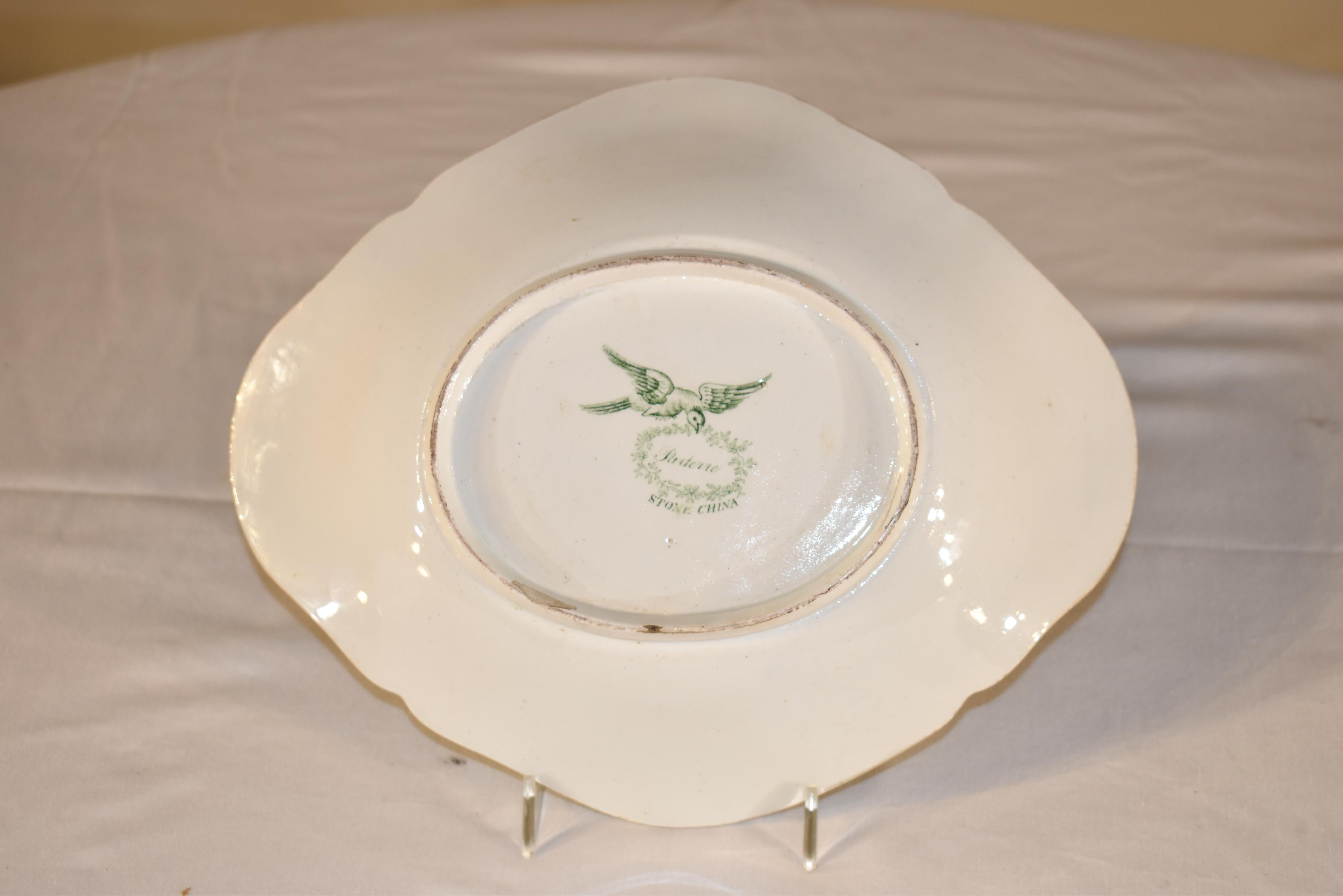 English 19th Century Shaped Serving Dish For Sale