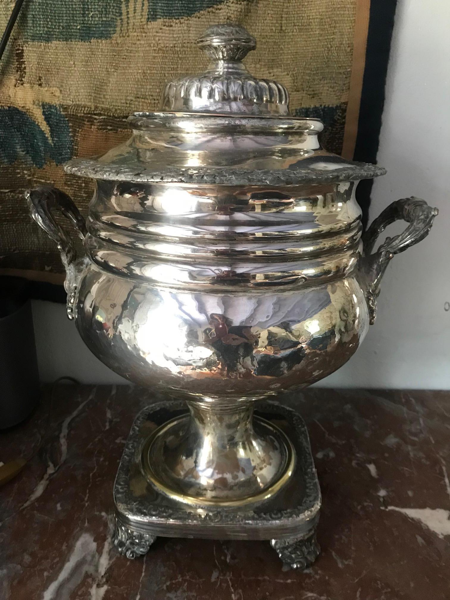 19th Century Sheffield Plate Samovar Tea Urn  In Fair Condition For Sale In London, GB