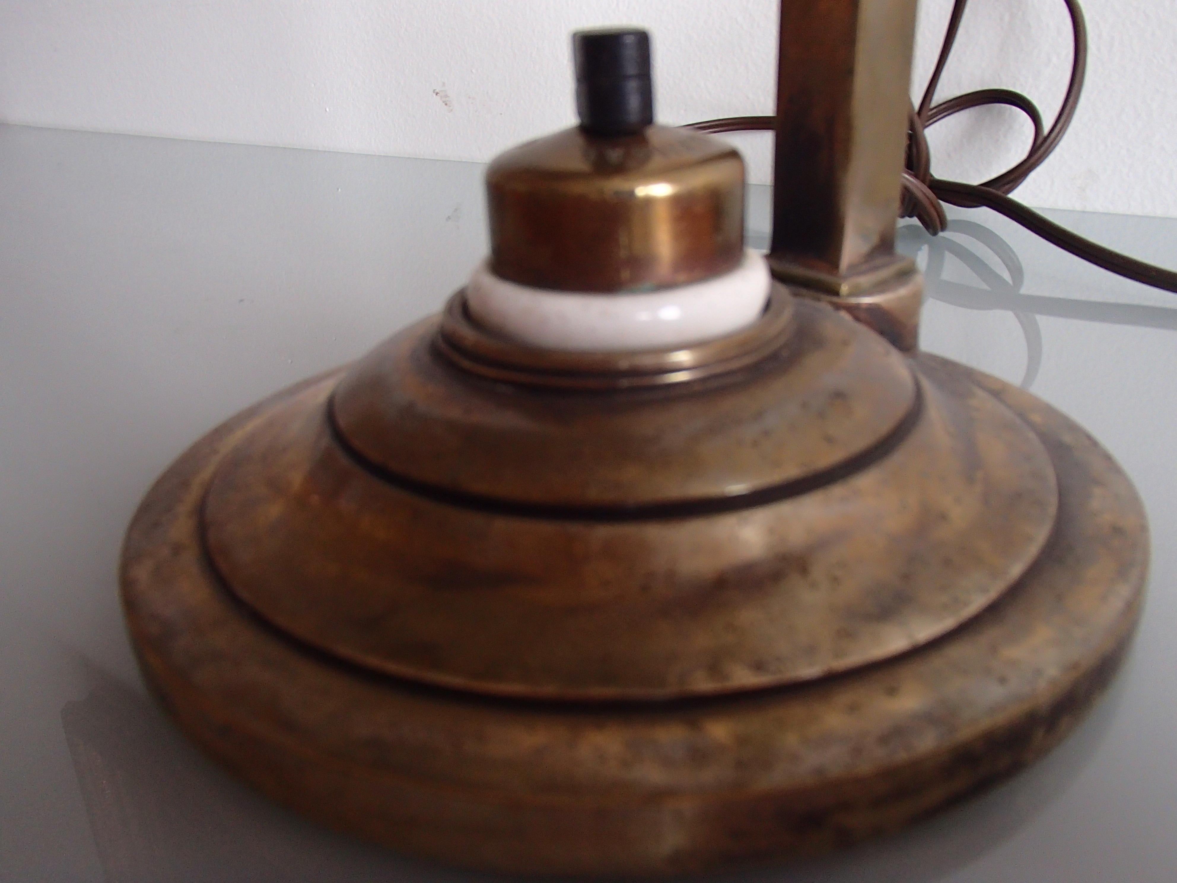 Art nouveau Lampe de table en forme de coquillage avec col souple, XIXe siècle en vente