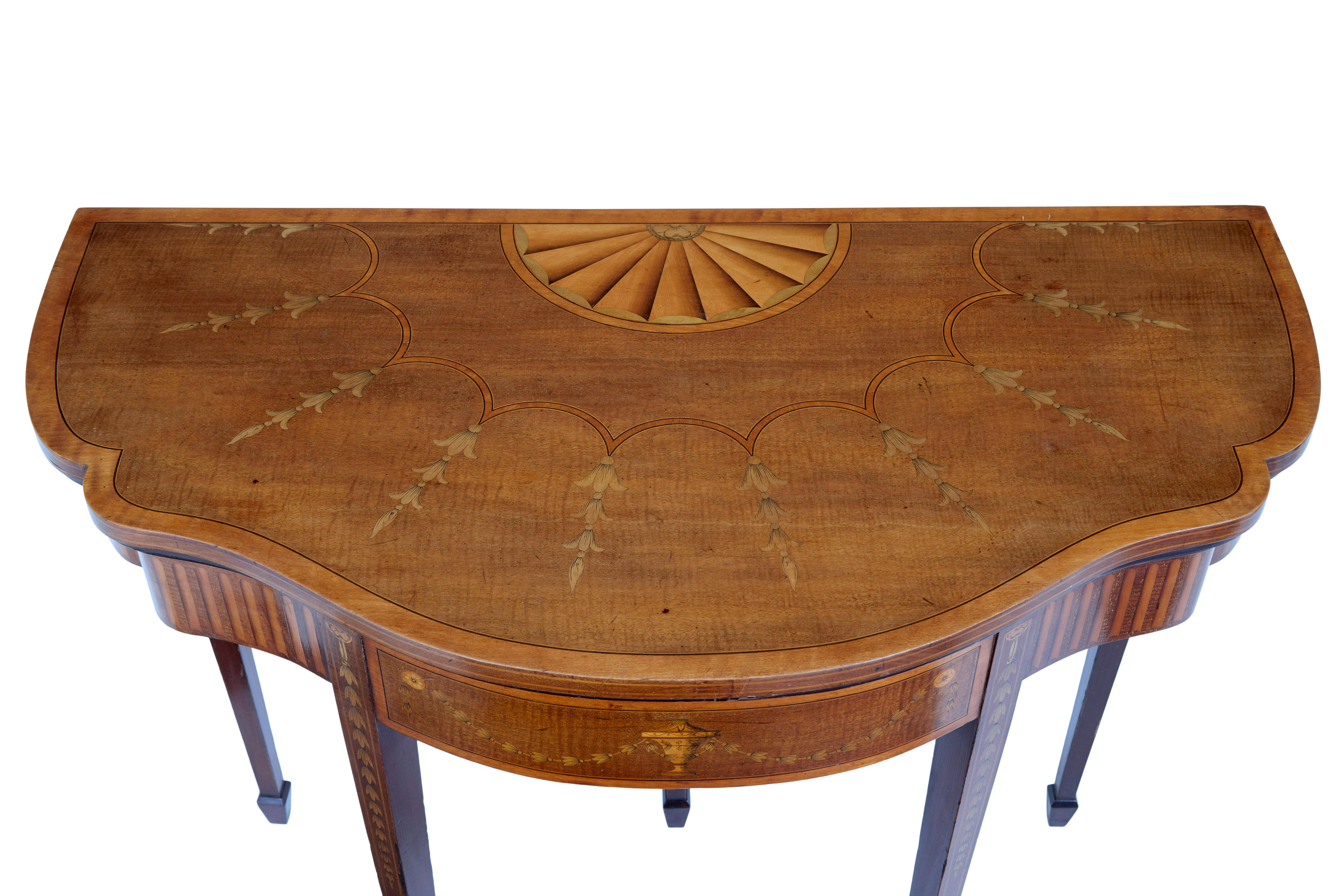 19th century Sheraton revival inlaid mahogany card table In Good Condition For Sale In Debenham, Suffolk