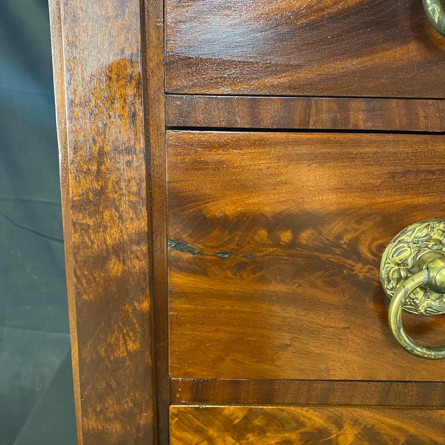 19th Century Sheraton Step Back Burled Mahogany Seven Drawer Chest of Drawers For Sale 1