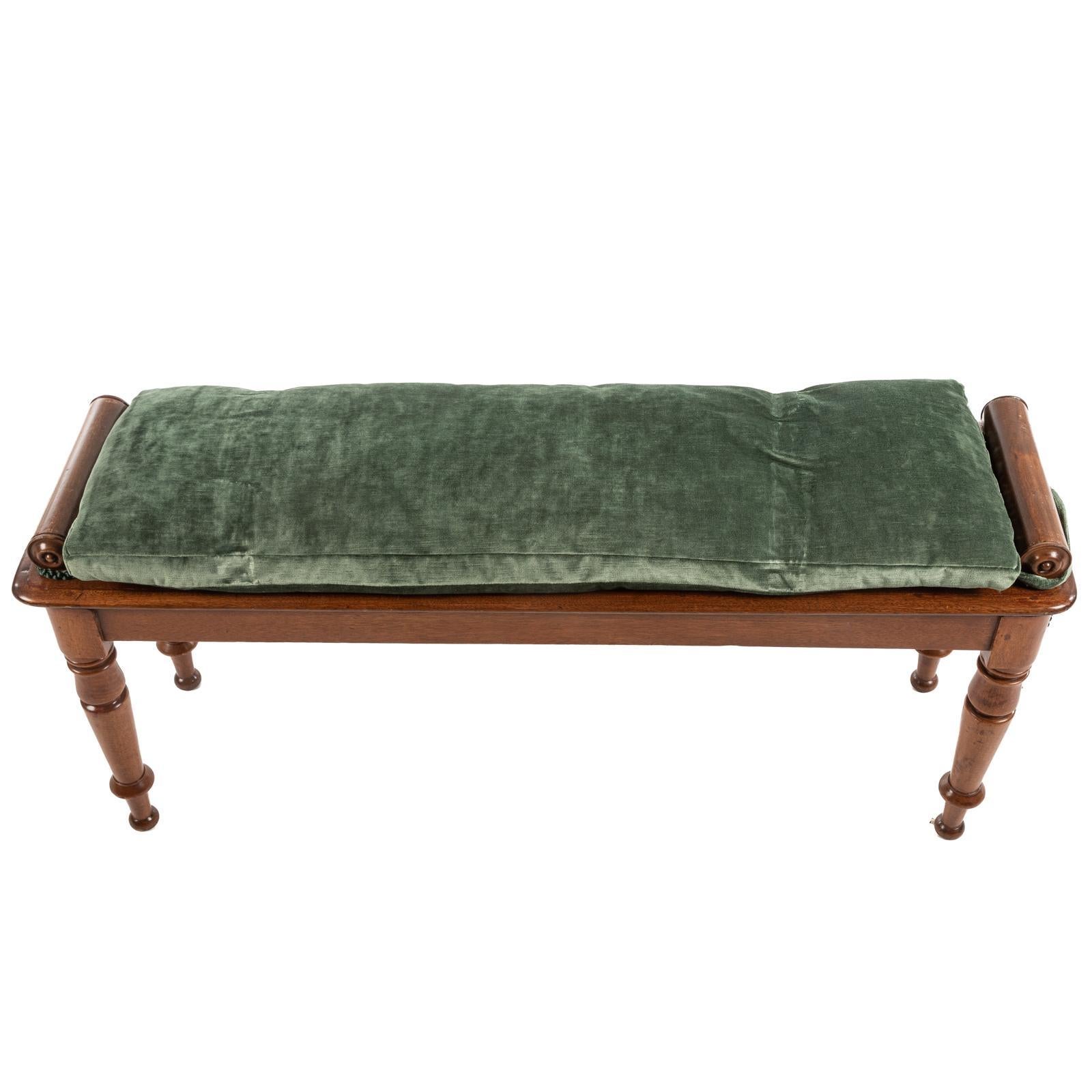 Mahagoni-Doppelbank im Sheraton-Stil des 19. Jahrhunderts (Englisch) im Angebot