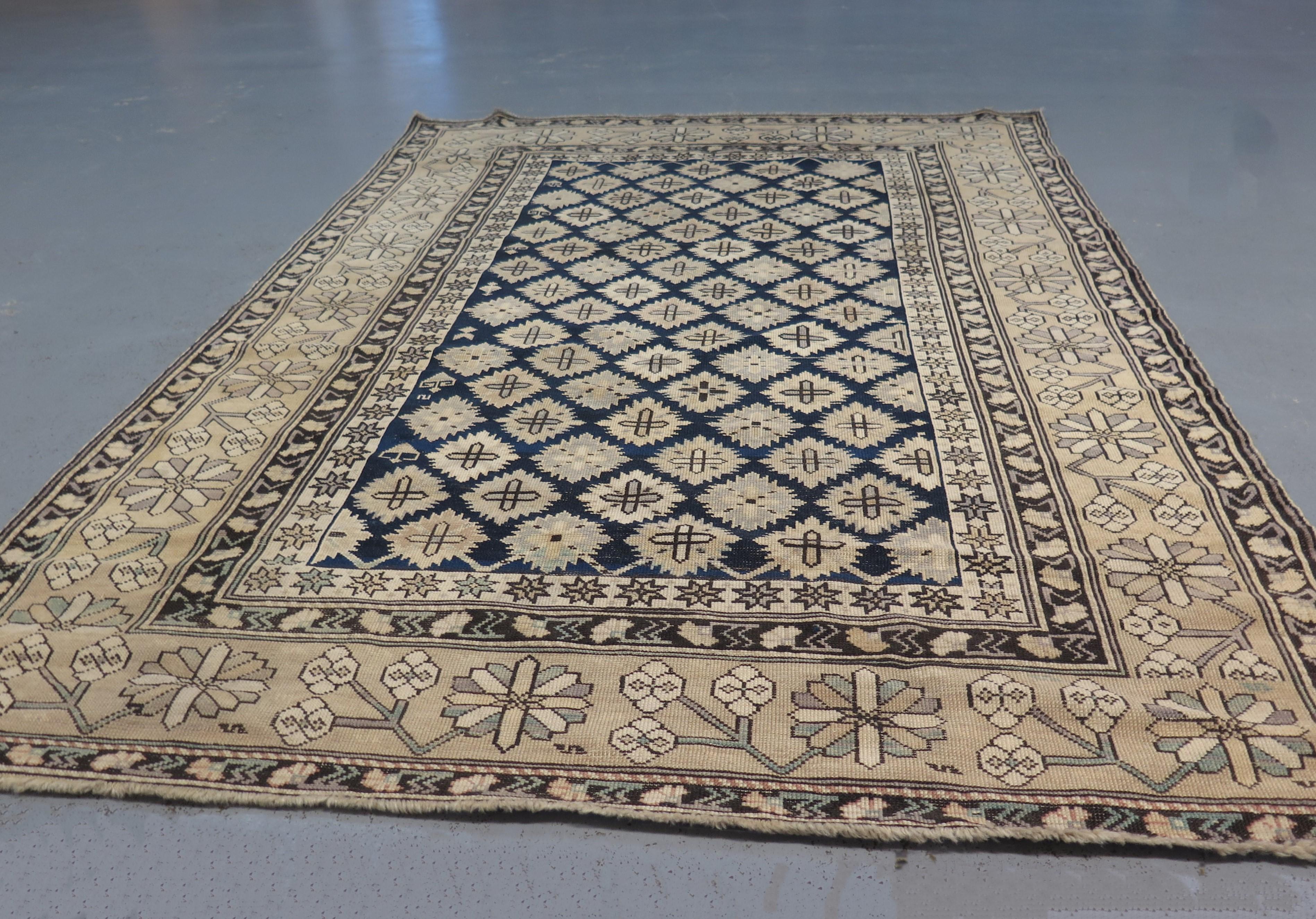 19th Century Shirvan Accent Rug In Good Condition For Sale In London, GB