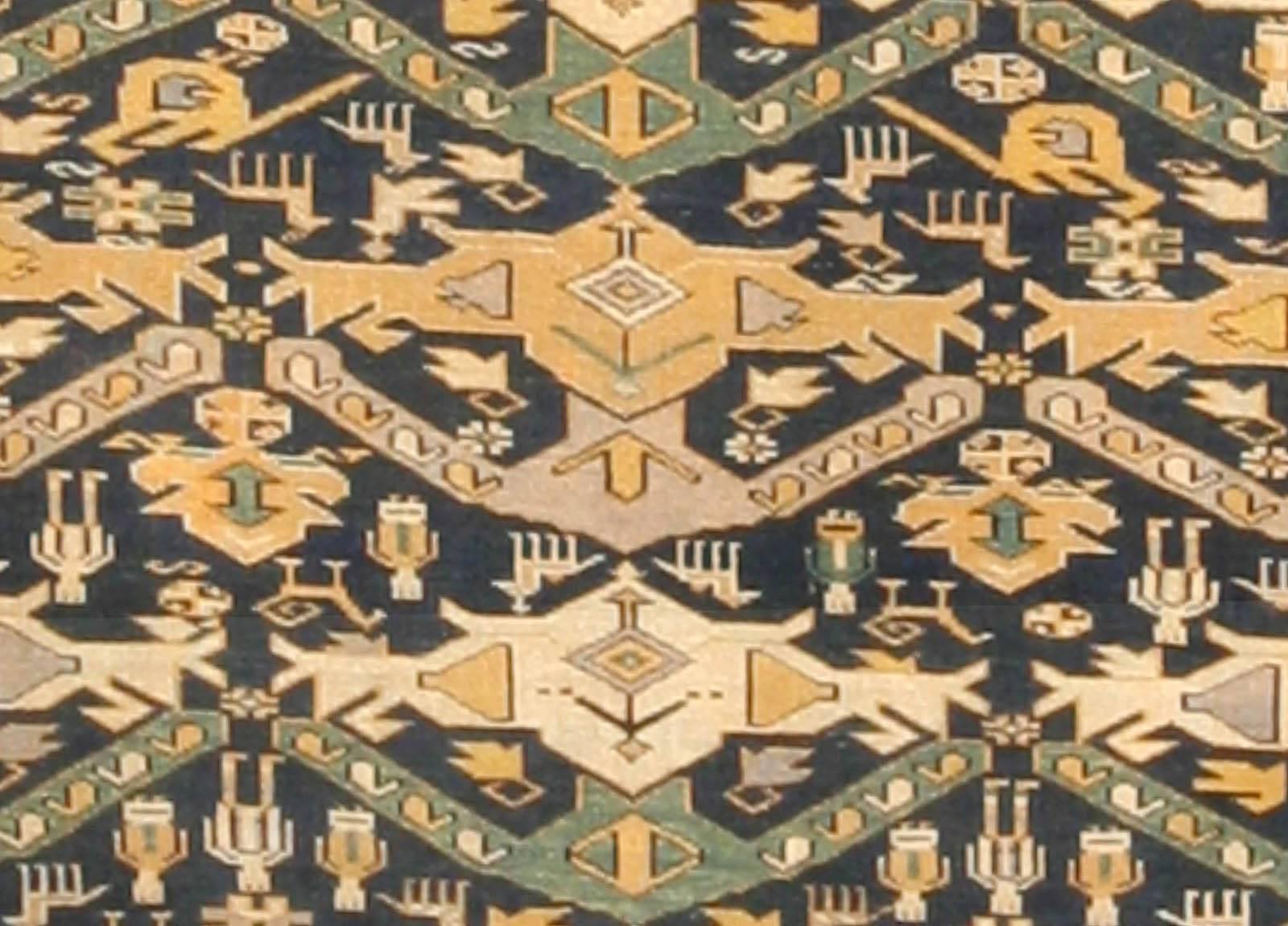 19th century Shirvan handmade wool rug
Size: 4'0