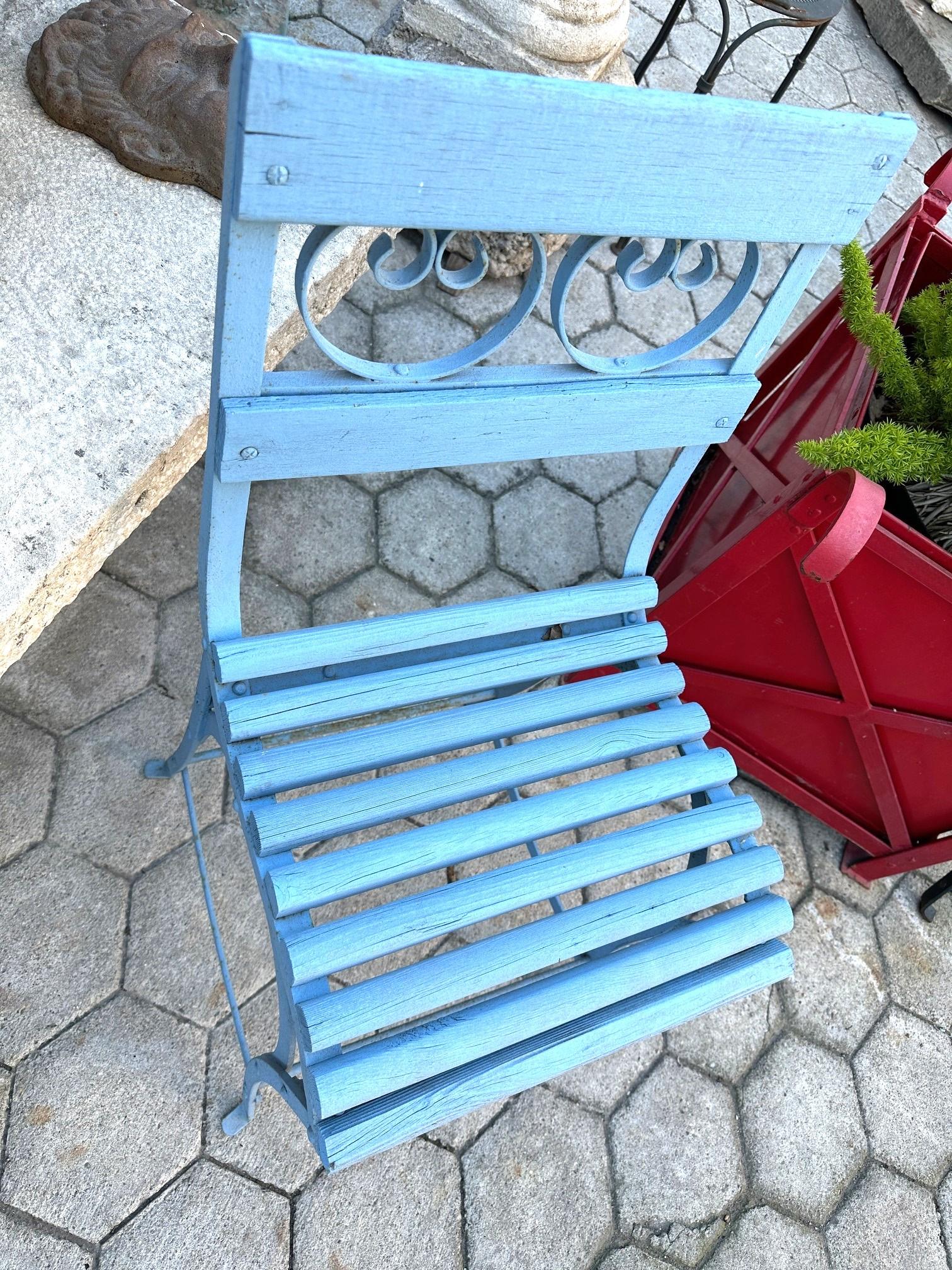 19th Century Side Handmade Garden Table Chair furniture iron & Wood Antique, LA In Good Condition For Sale In West Hollywood, CA