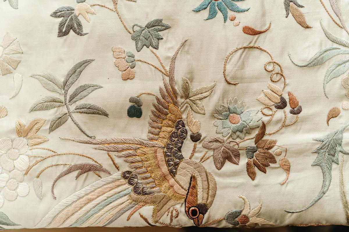 19th Century Silk Embroidered French Throw/Cloth For Sale 11