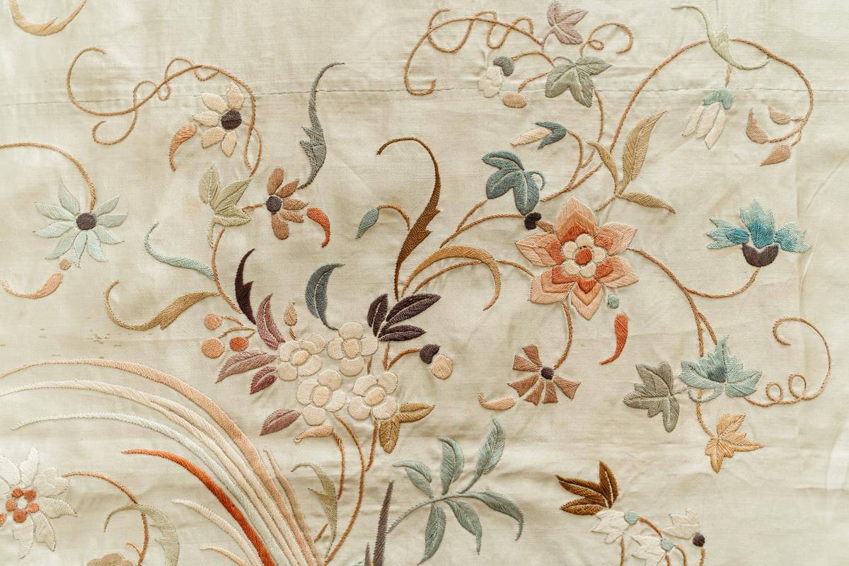 19th Century Silk Embroidered French Throw/Cloth For Sale 13