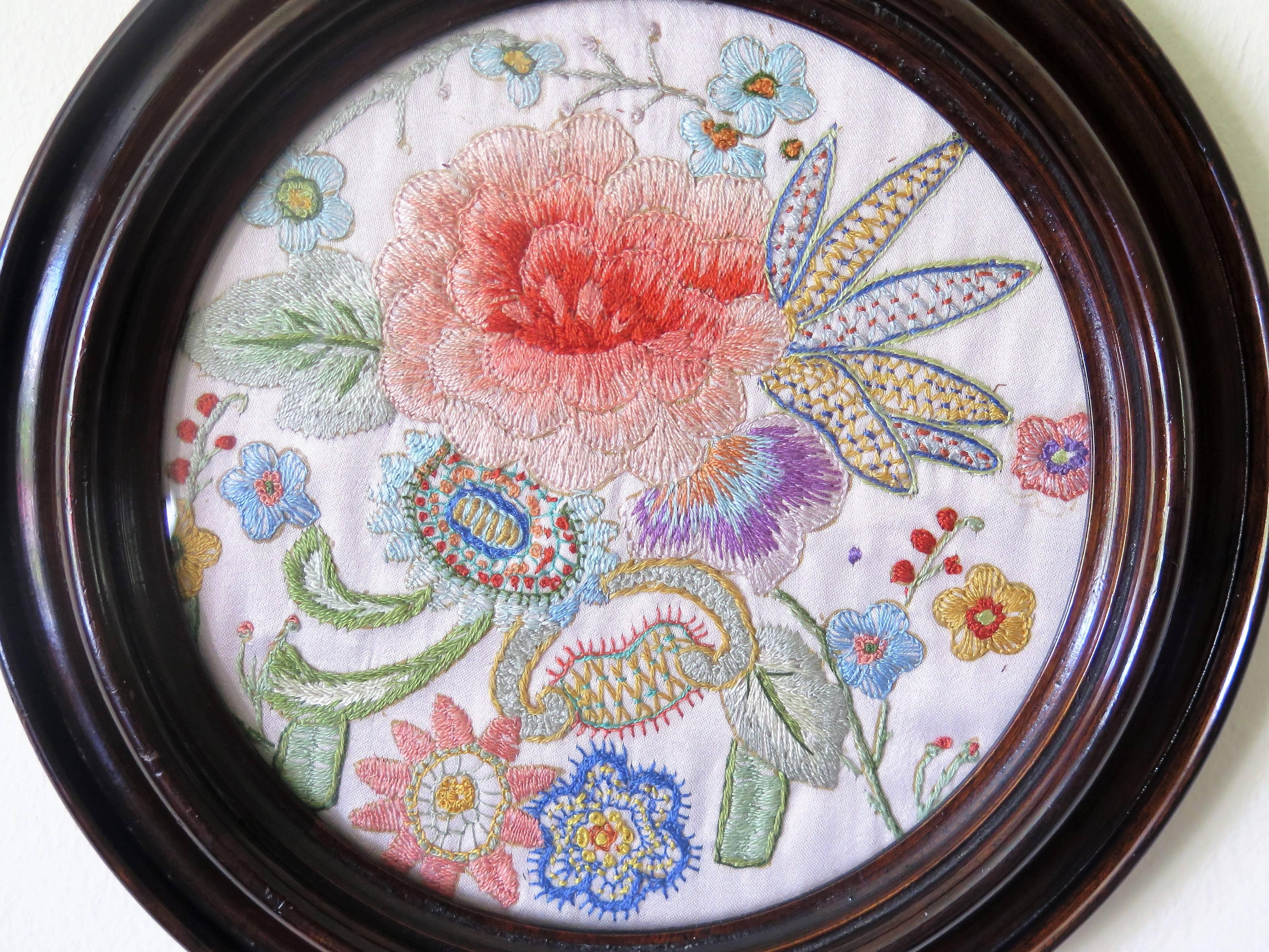 19th Century Picture of Silk Embroidered Needlepoint in Original Hardwood Frame For Sale 5