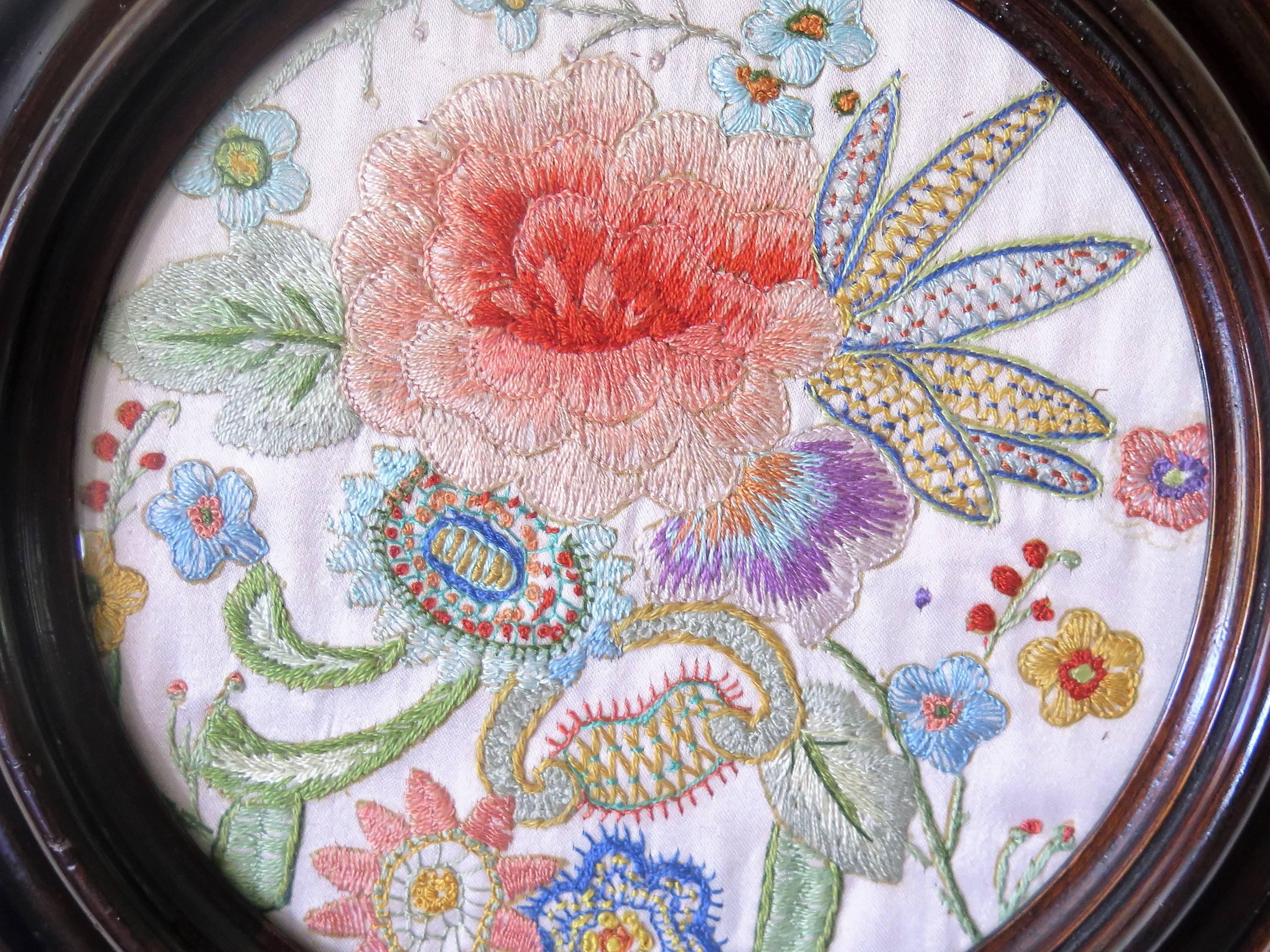 19th Century Picture of Silk Embroidered Needlepoint in Original Hardwood Frame For Sale 6