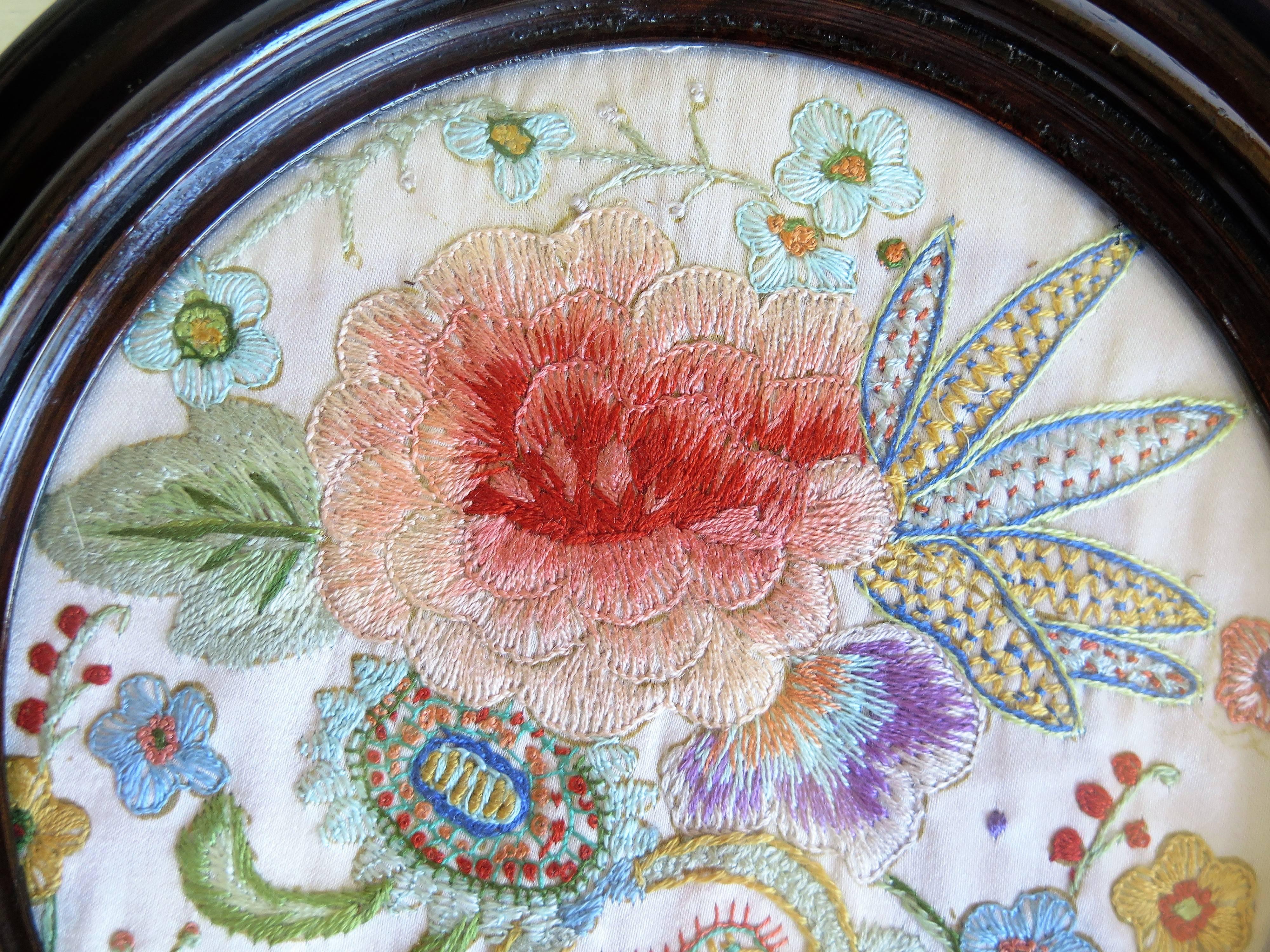19th Century Picture of Silk Embroidered Needlepoint in Original Hardwood Frame For Sale 10