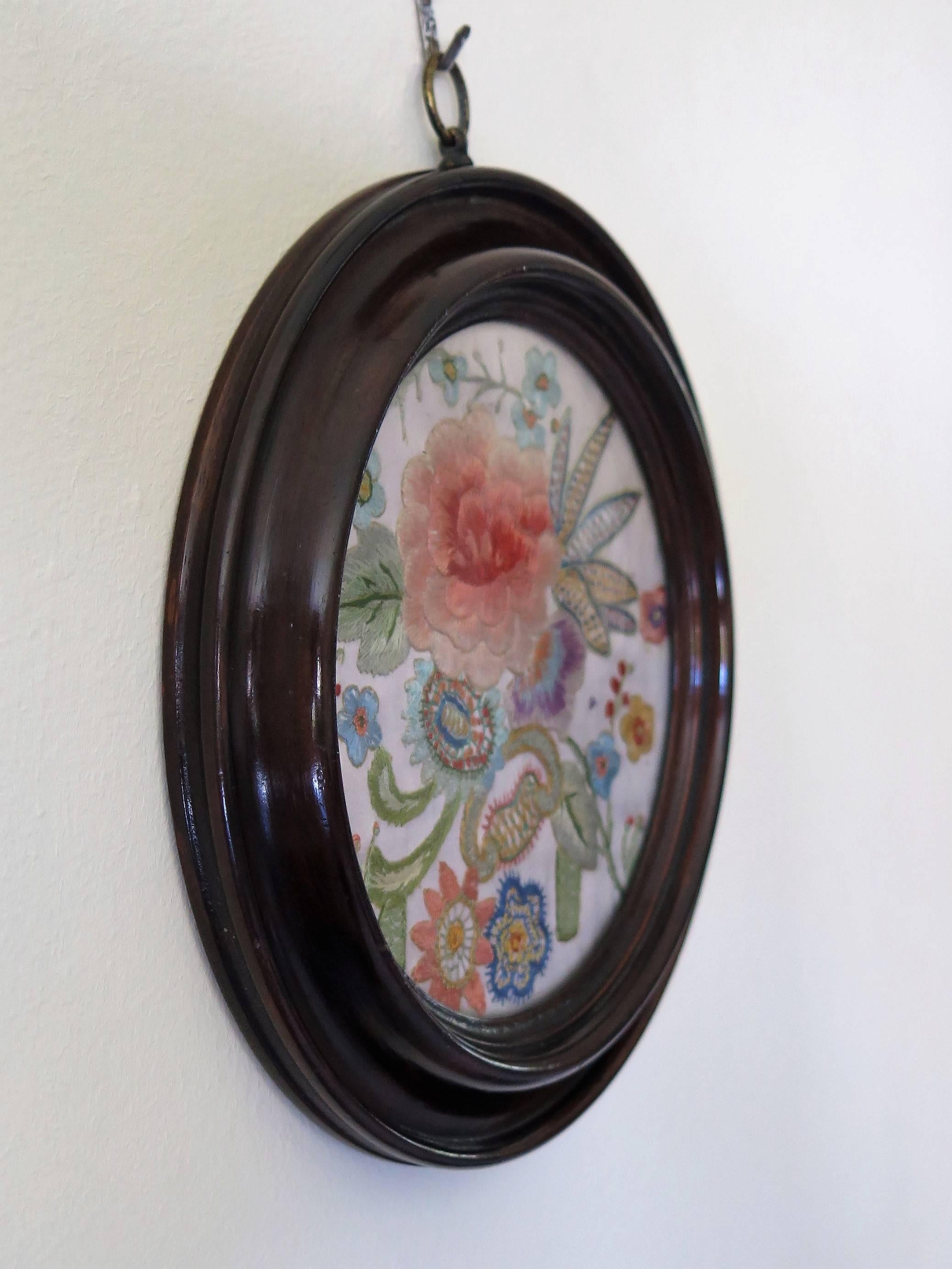 19th Century Picture of Silk Embroidered Needlepoint in Original Hardwood Frame For Sale 1