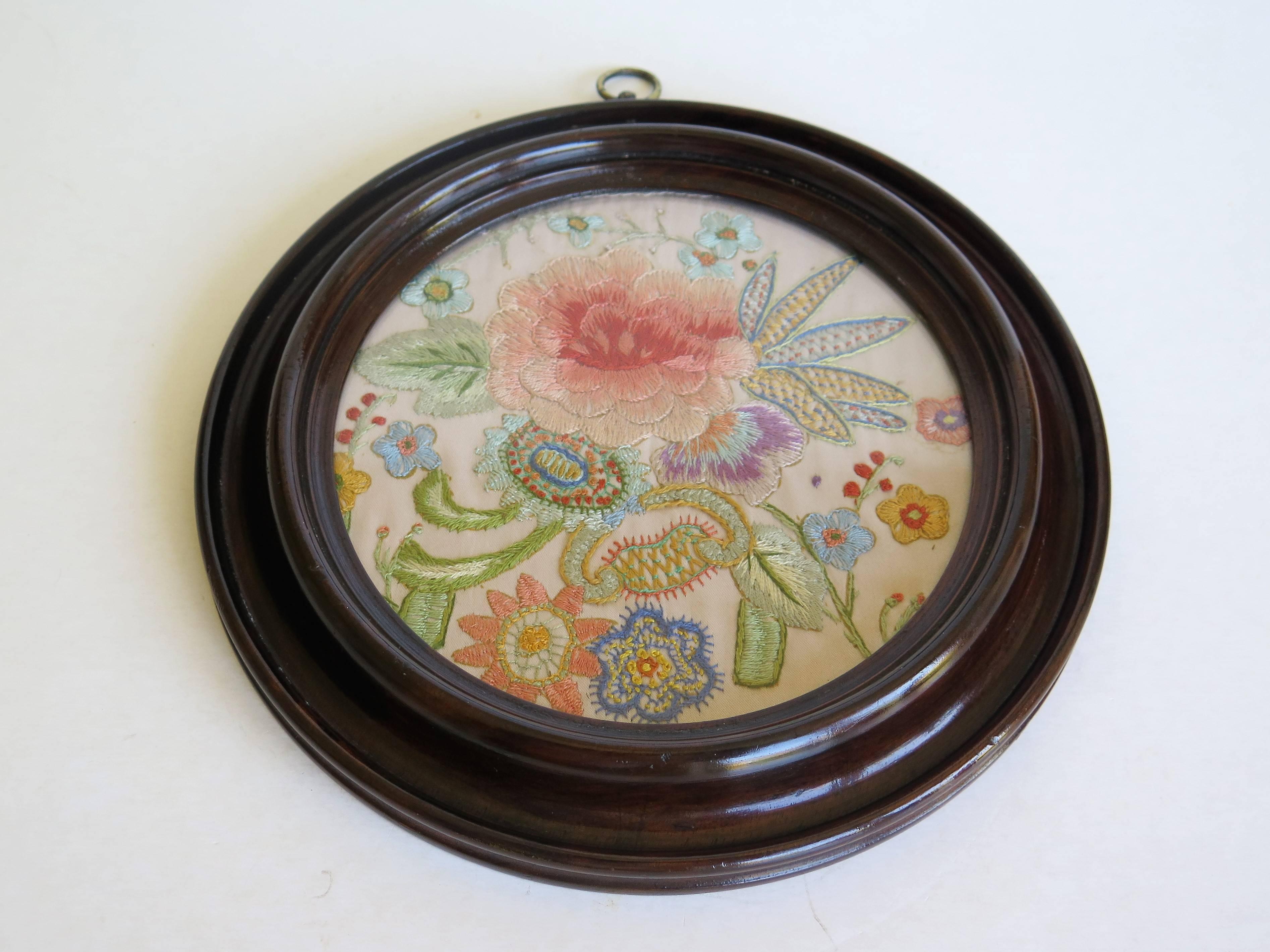 19th Century Picture of Silk Embroidered Needlepoint in Original Hardwood Frame For Sale 3