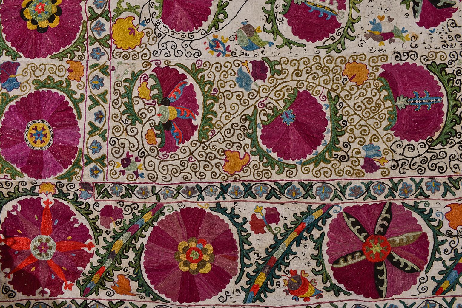  Rare Silk Embroidered Antique Suzani from Private Collection In Fair Condition For Sale In Alessandria, Piemonte