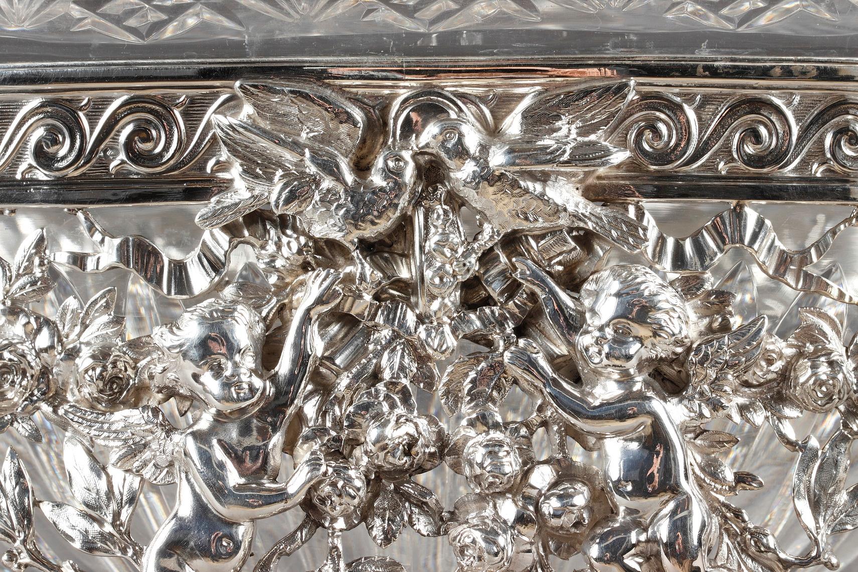 Jardinire aus Silber und geschliffenem Kristall aus dem 19. Jahrhundert im Angebot 1