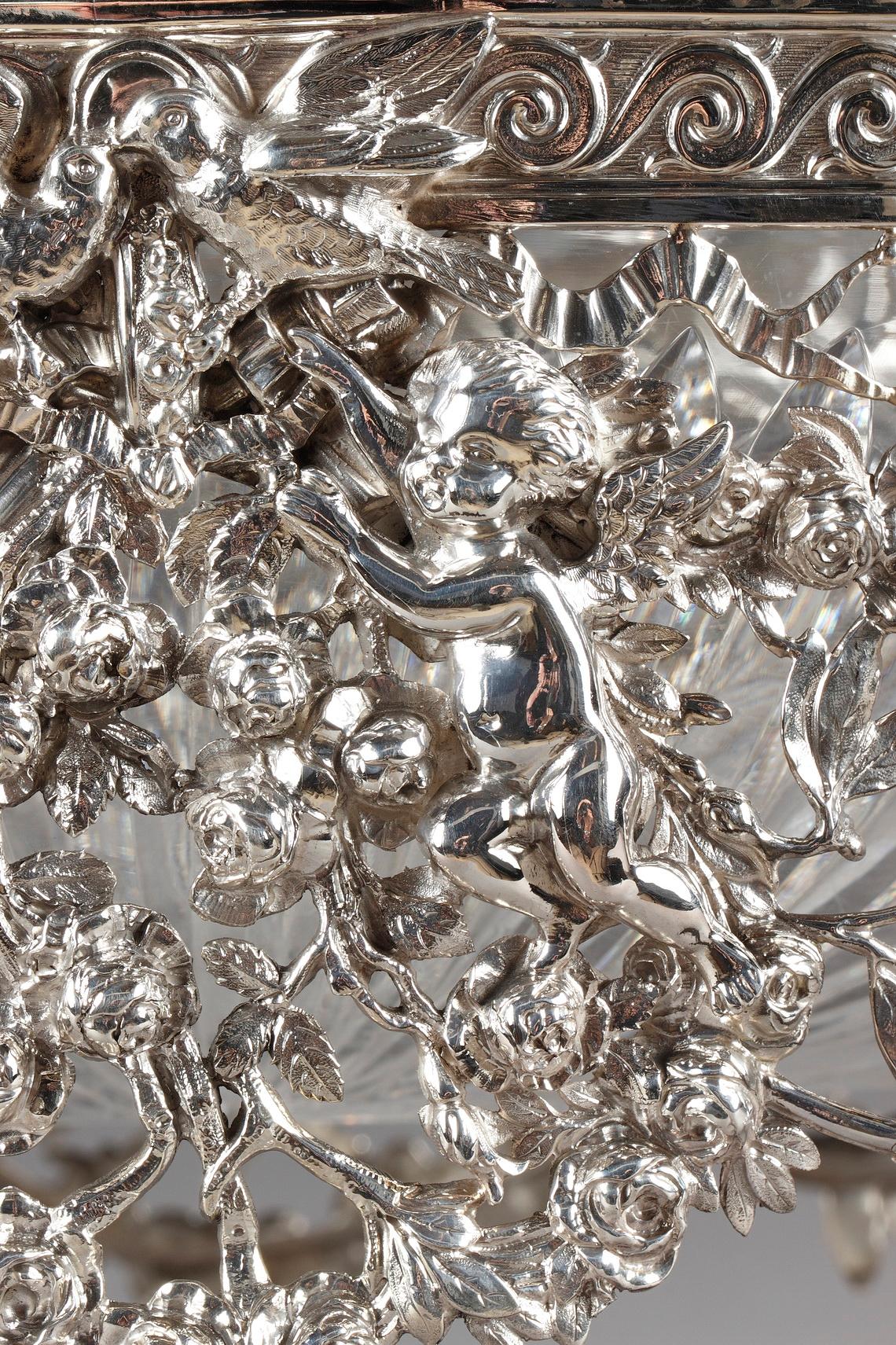 Jardinire aus Silber und geschliffenem Kristall aus dem 19. Jahrhundert im Angebot 3