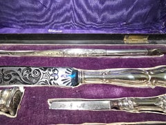 Tintenfass aus Silber und exotischem Holz aus dem 19. Jahrhundert in Form eines Klavieres