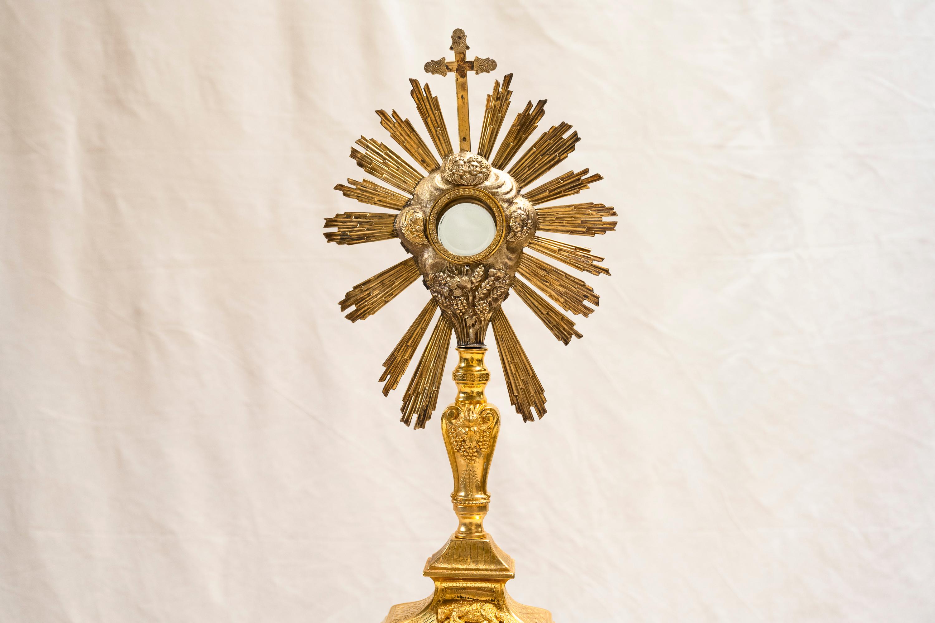 largest monstrance in the world