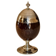 Coupe de noix de coco du 19e siècle montée en argent