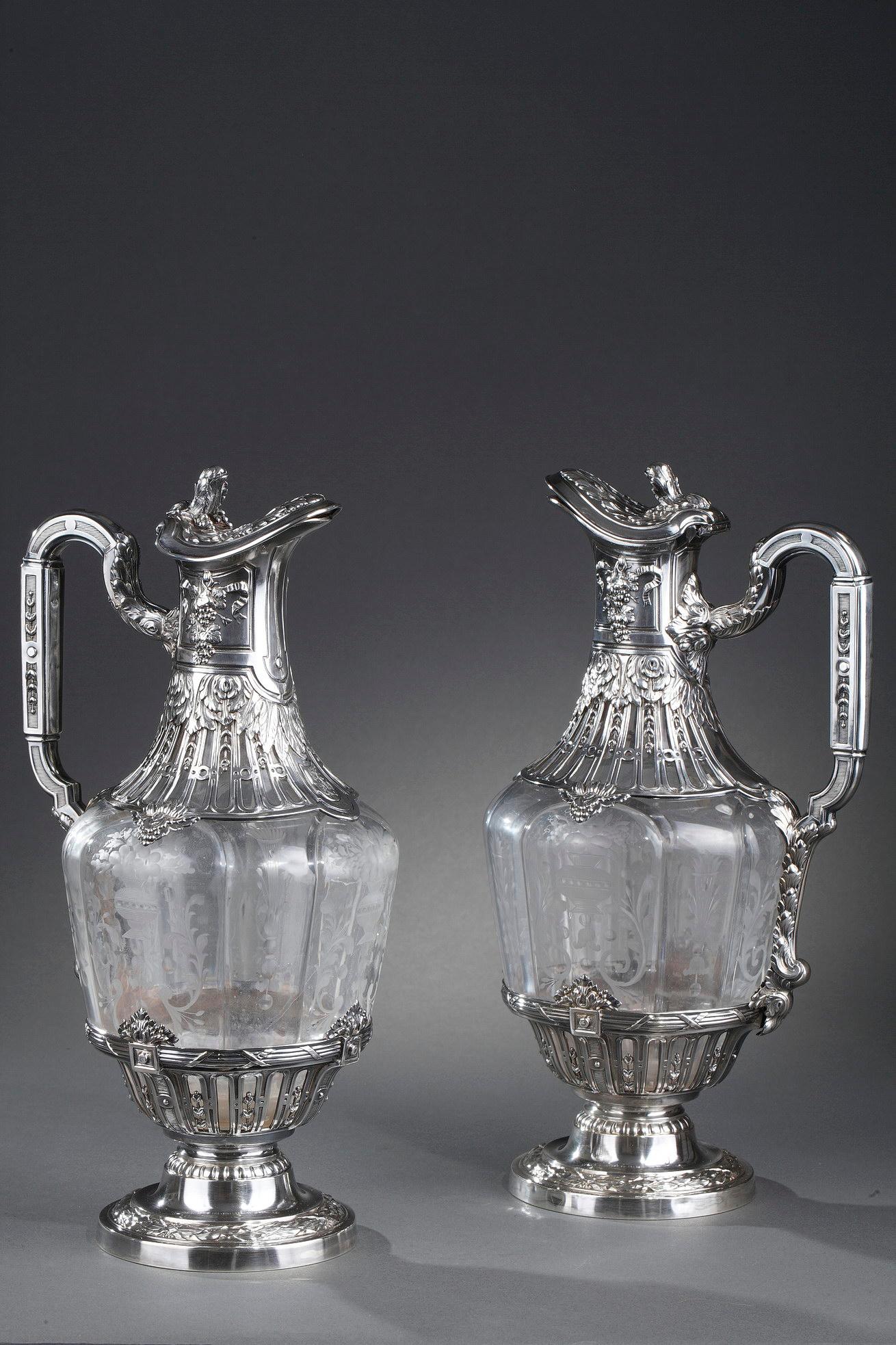 French 19th Century Silver Pair of Ewer and Crystal Engraved For Sale