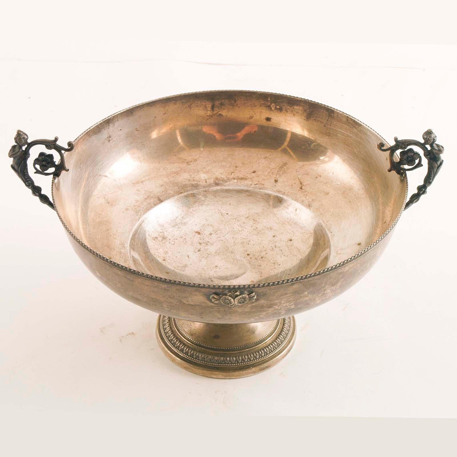 Centro de mesa de plata del siglo XIX Imperio en venta