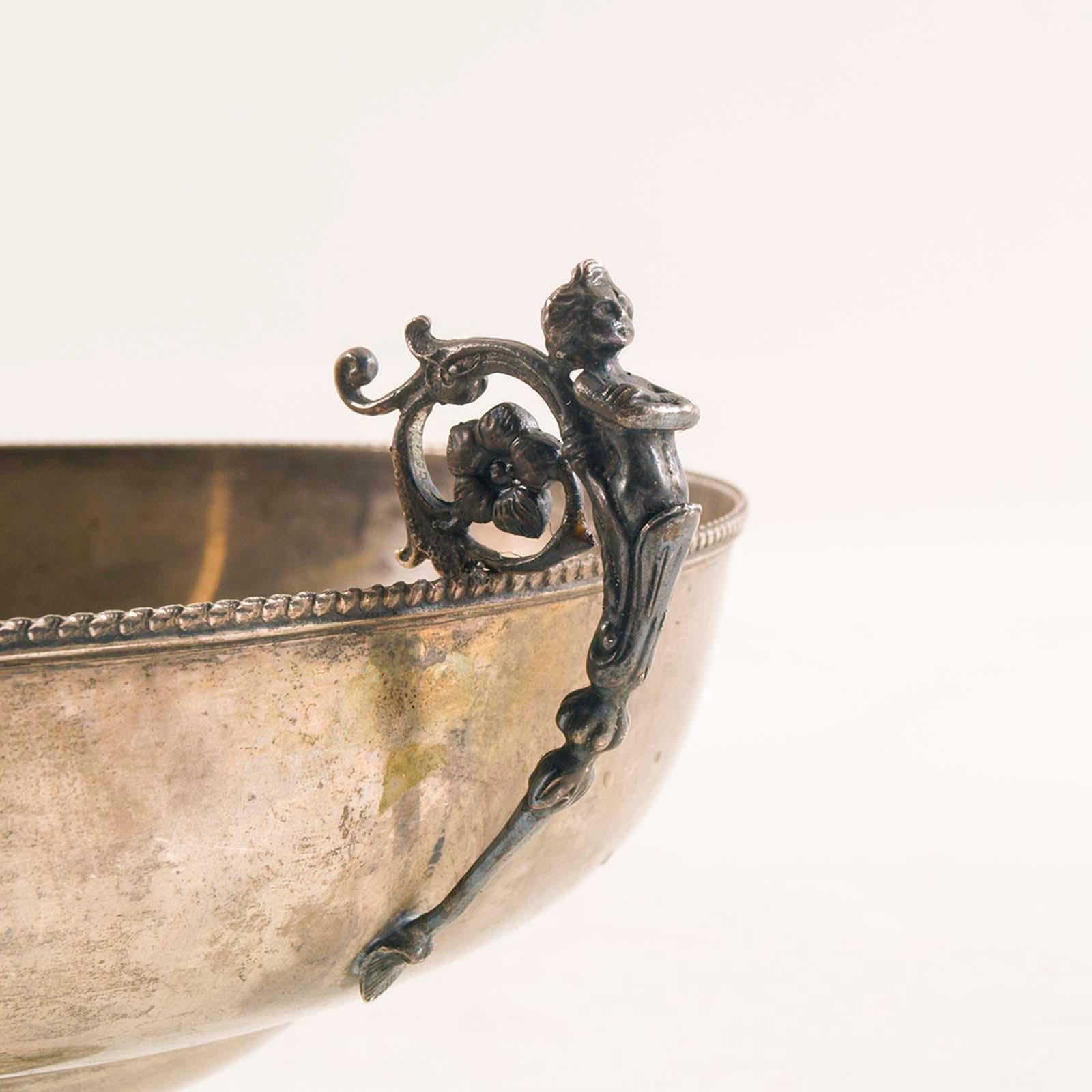 Centro de mesa de plata del siglo XIX Galvanizado en venta
