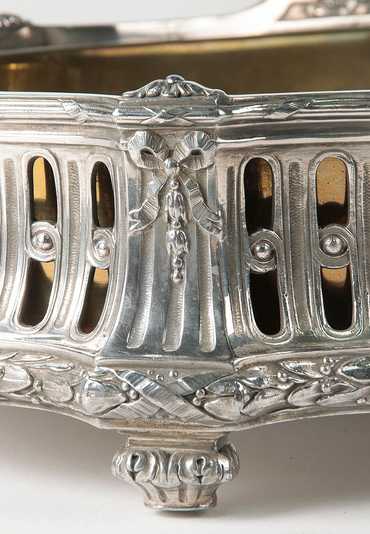 19th Century Silver Plated Centerpiece Flowerplanter Jardinière 3