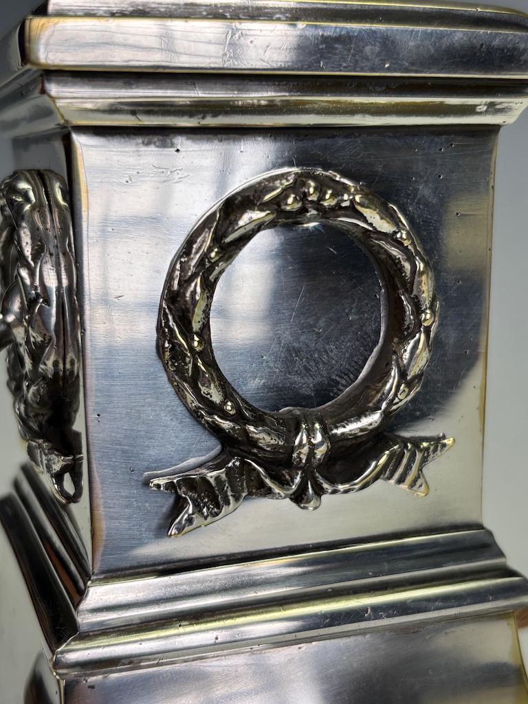 Lampe de table à colonne corinthienne du XIXe siècle, plaquée d'argent en vente 6