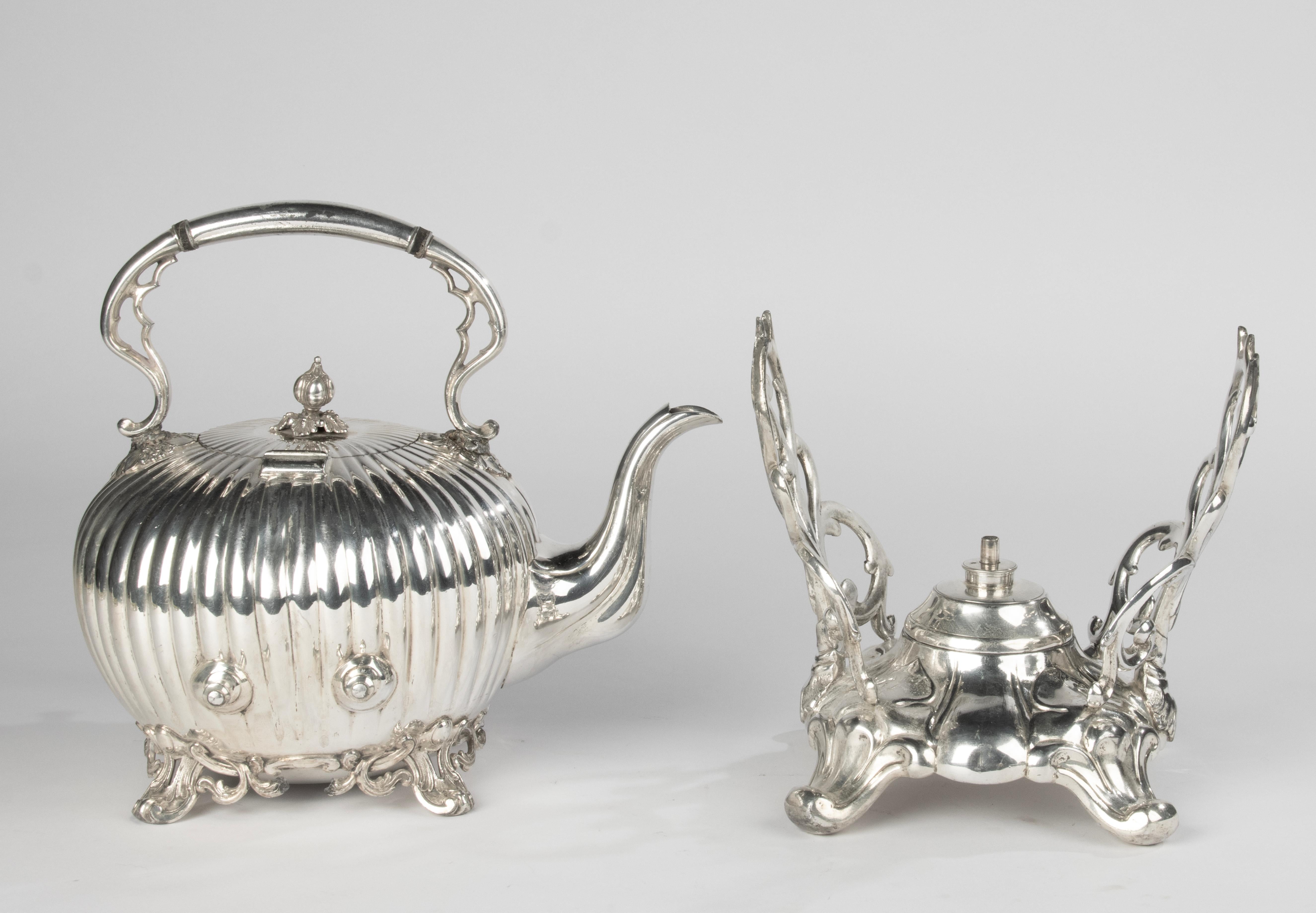 Teiera a bollitore placcata in argento del XIX secolo su supporto - James Dixon & Sons Sheffield in vendita 4