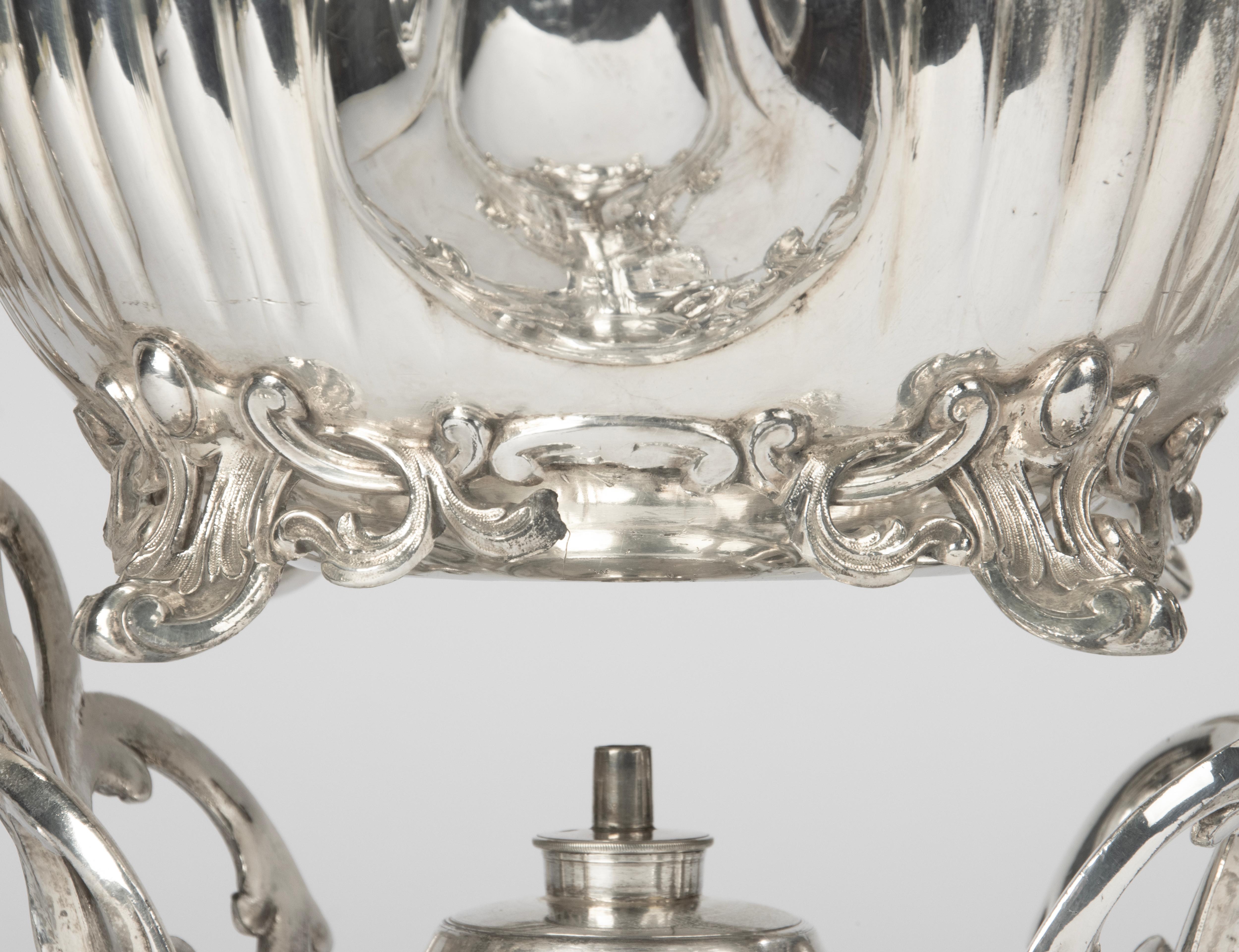Teiera a bollitore placcata in argento del XIX secolo su supporto - James Dixon & Sons Sheffield in vendita 11