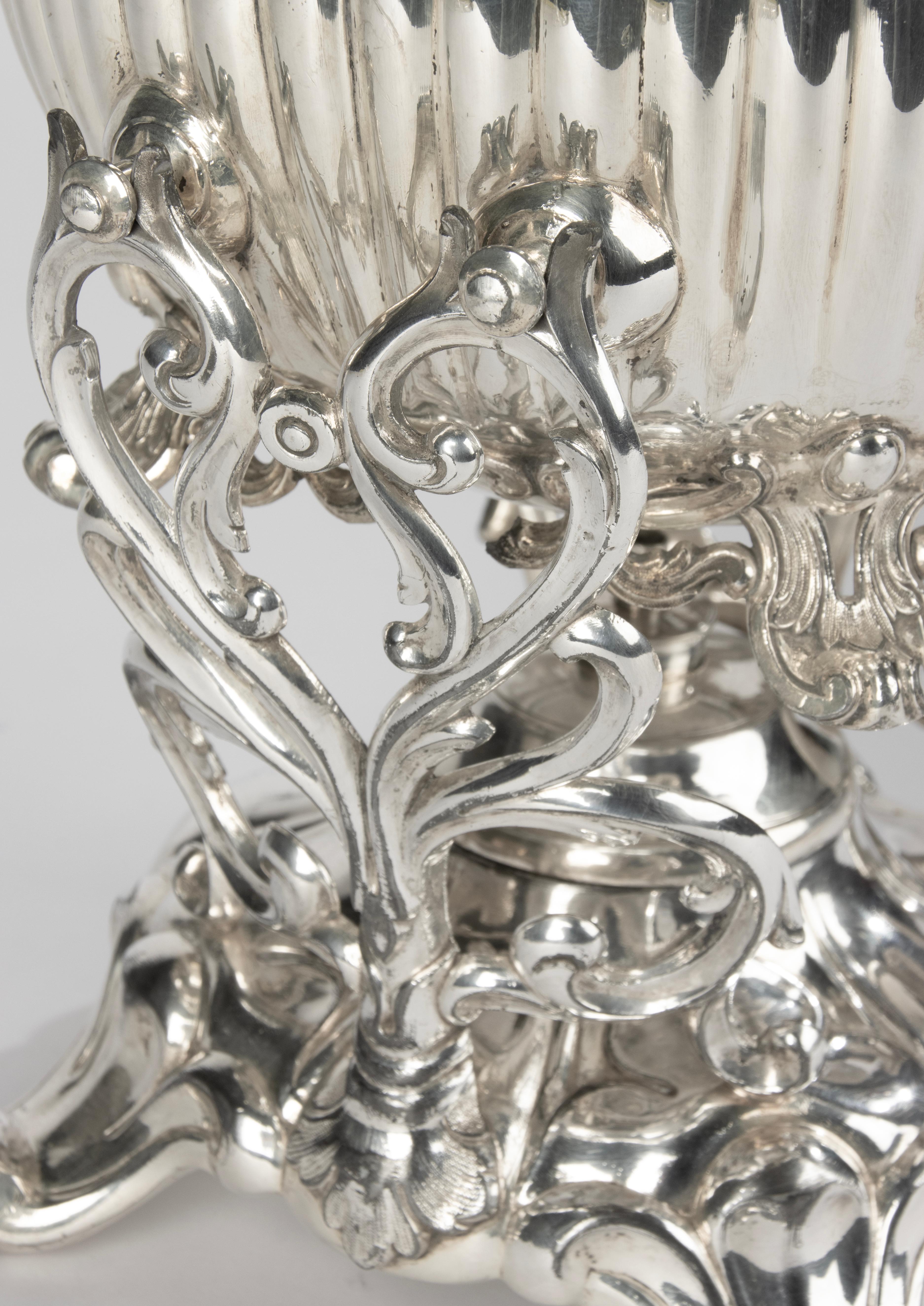 Placcato argento Teiera a bollitore placcata in argento del XIX secolo su supporto - James Dixon & Sons Sheffield in vendita