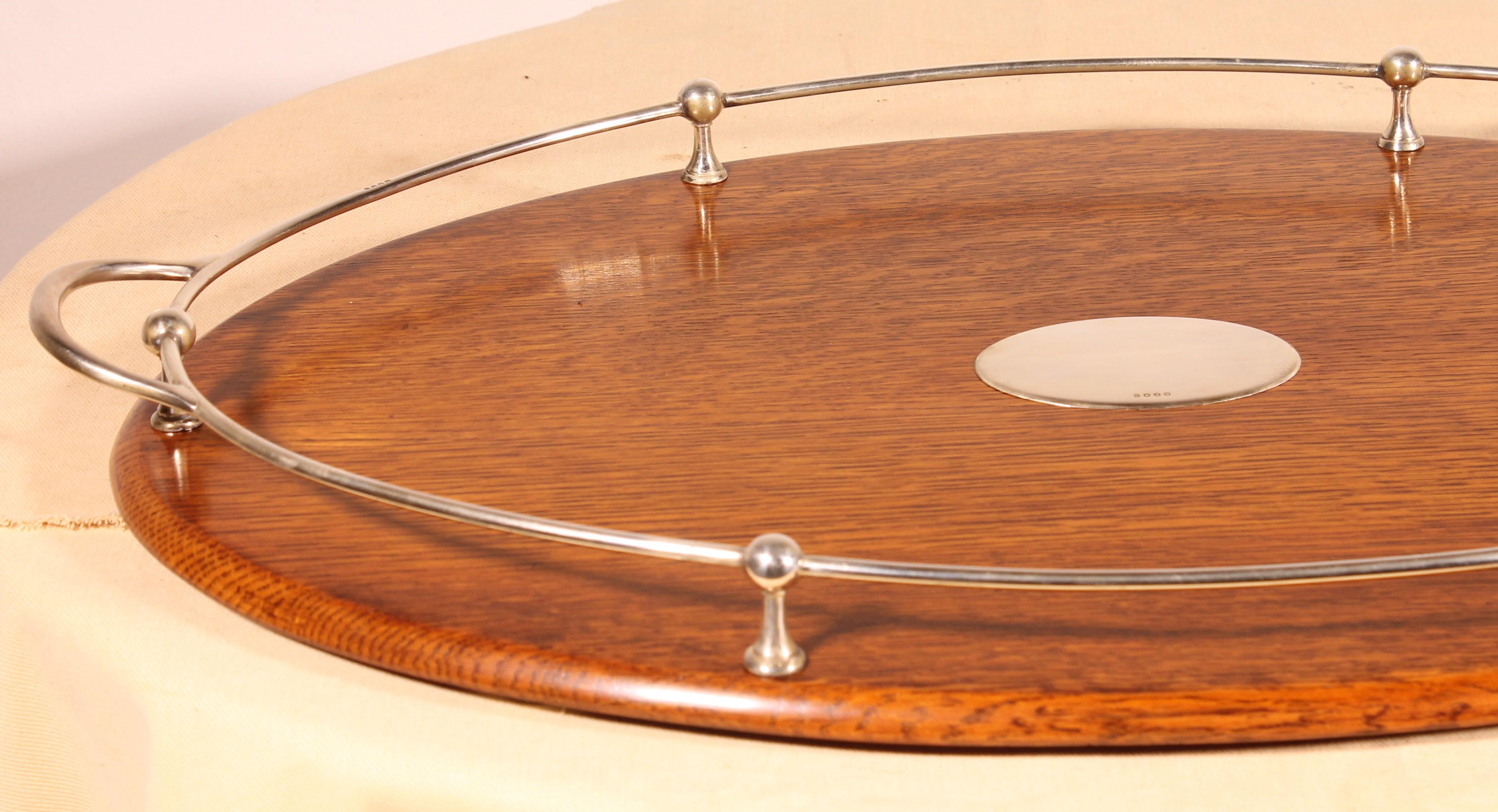 Estetismo Vassoio del XIX secolo in metallo argentato e Oak in vendita