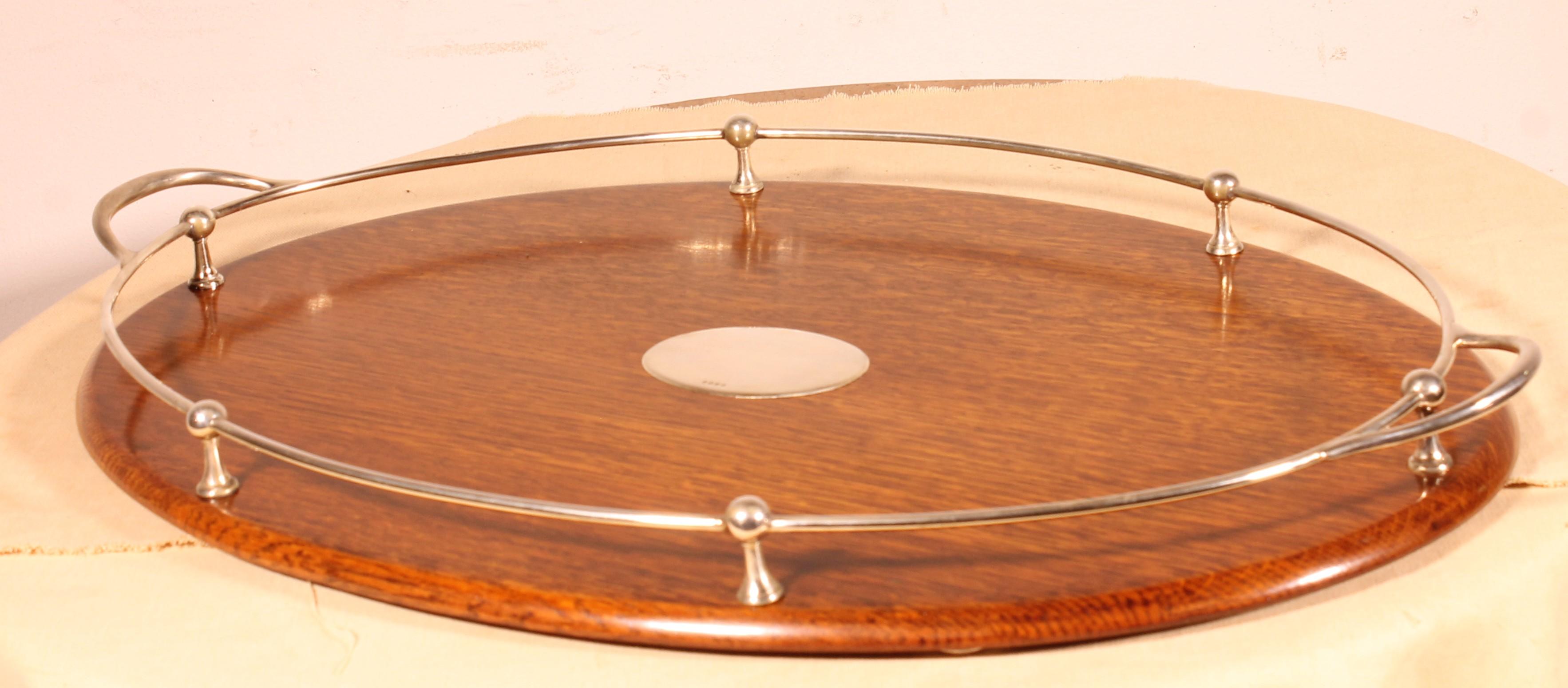 Vassoio del XIX secolo in metallo argentato e Oak In condizioni buone in vendita a Brussels, Brussels