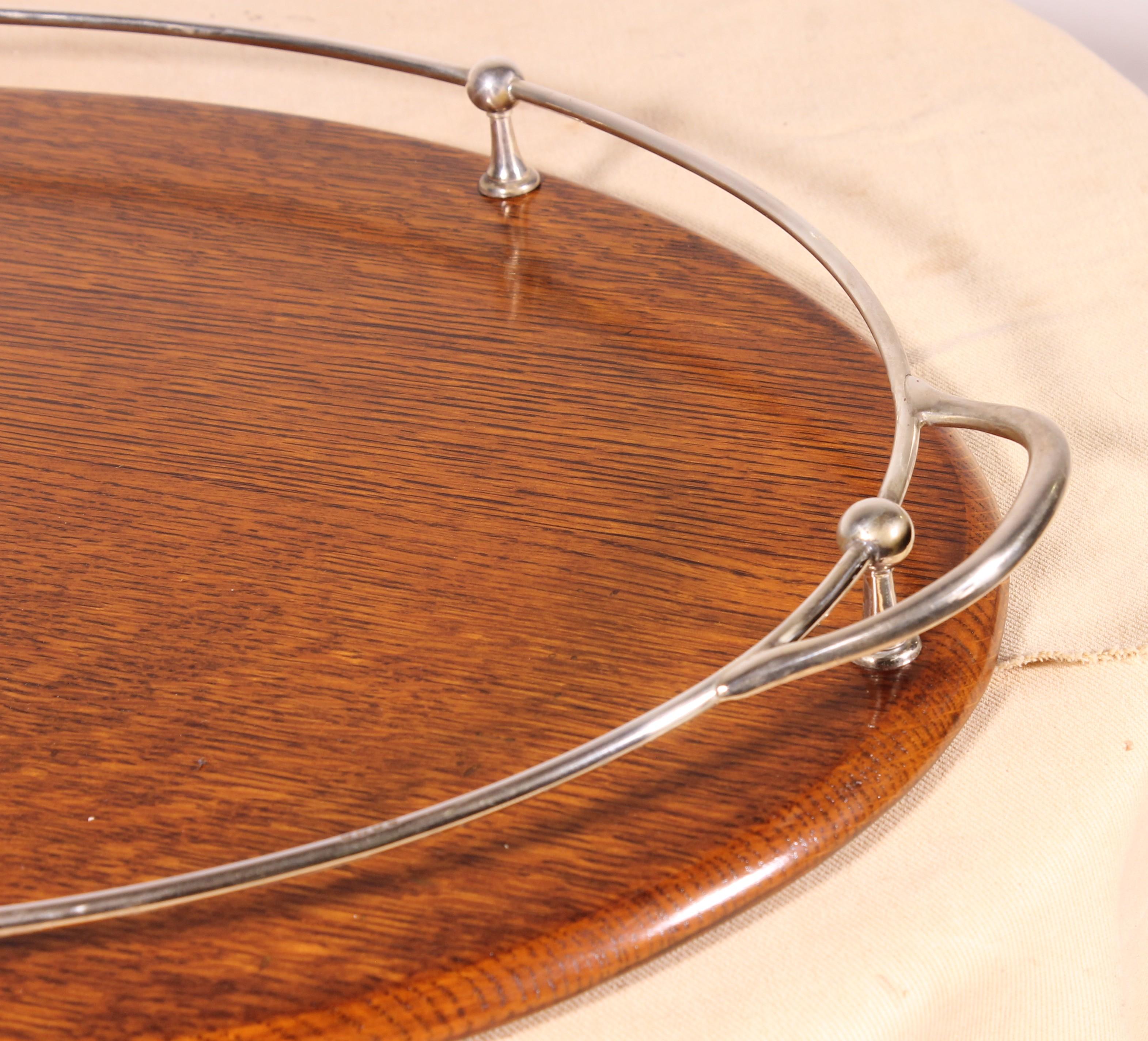 Vassoio del XIX secolo in metallo argentato e Oak in vendita 3