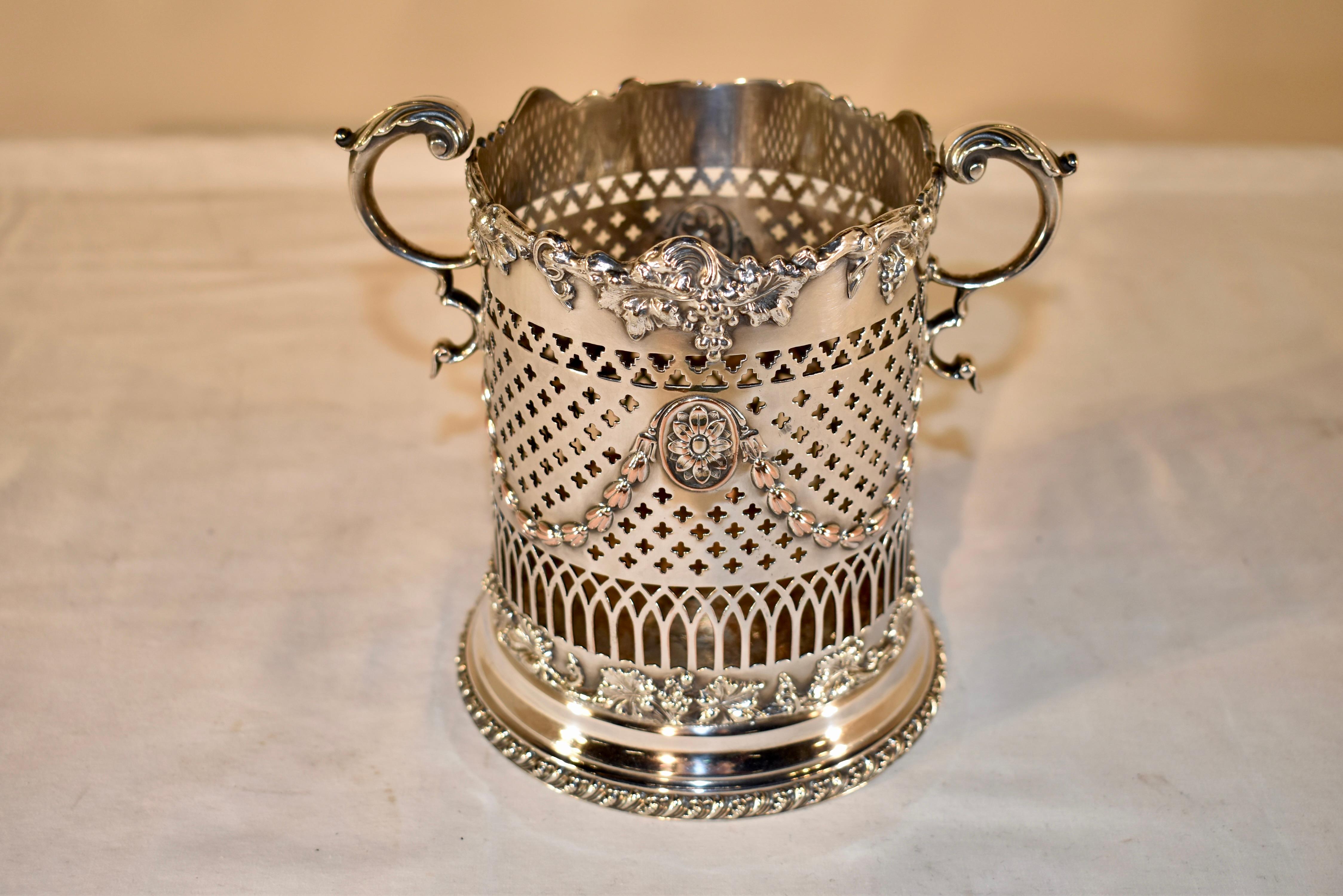 19th Century Silver Plated Wine Bottle Holder In Good Condition For Sale In High Point, NC
