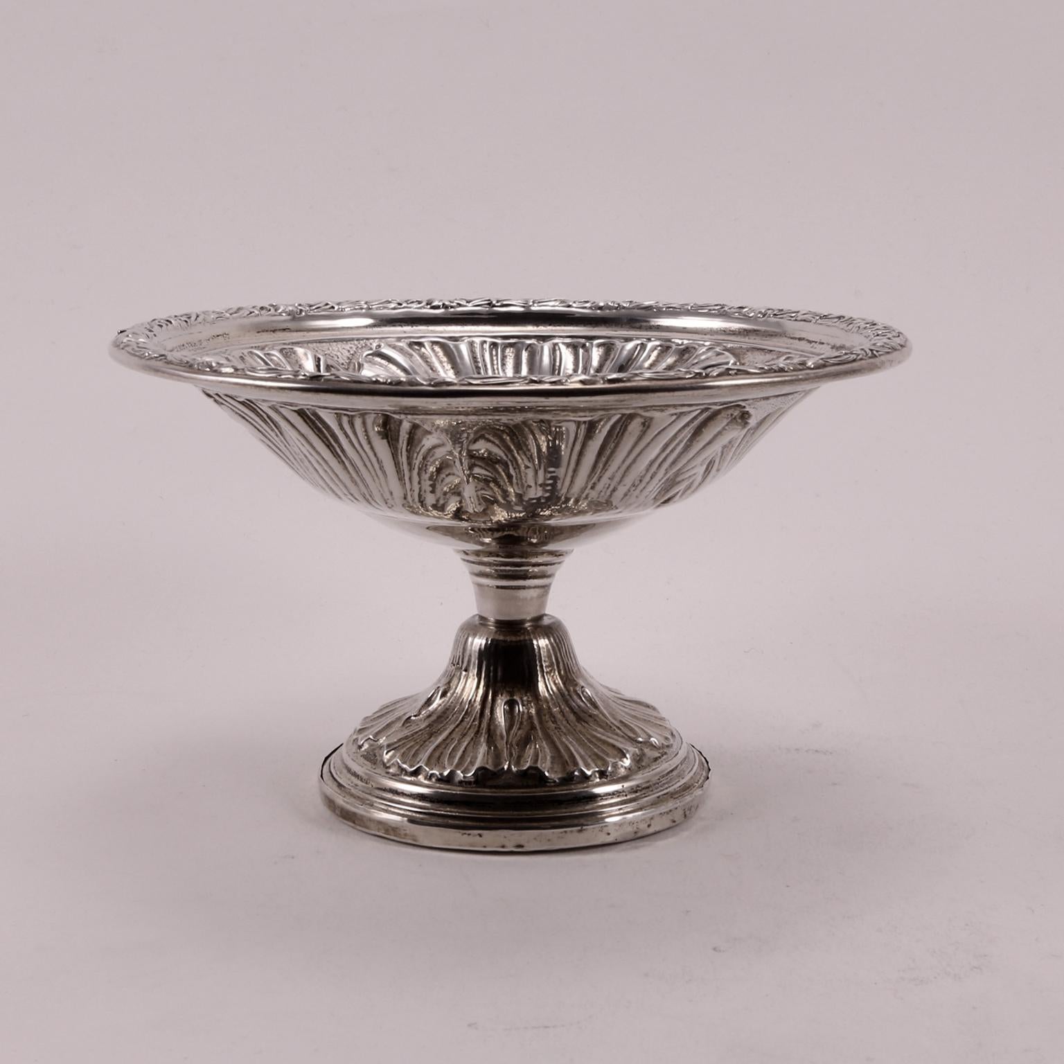 Late 19th Century 19th Century Silver Small Leaves Decorated Platter For Sale