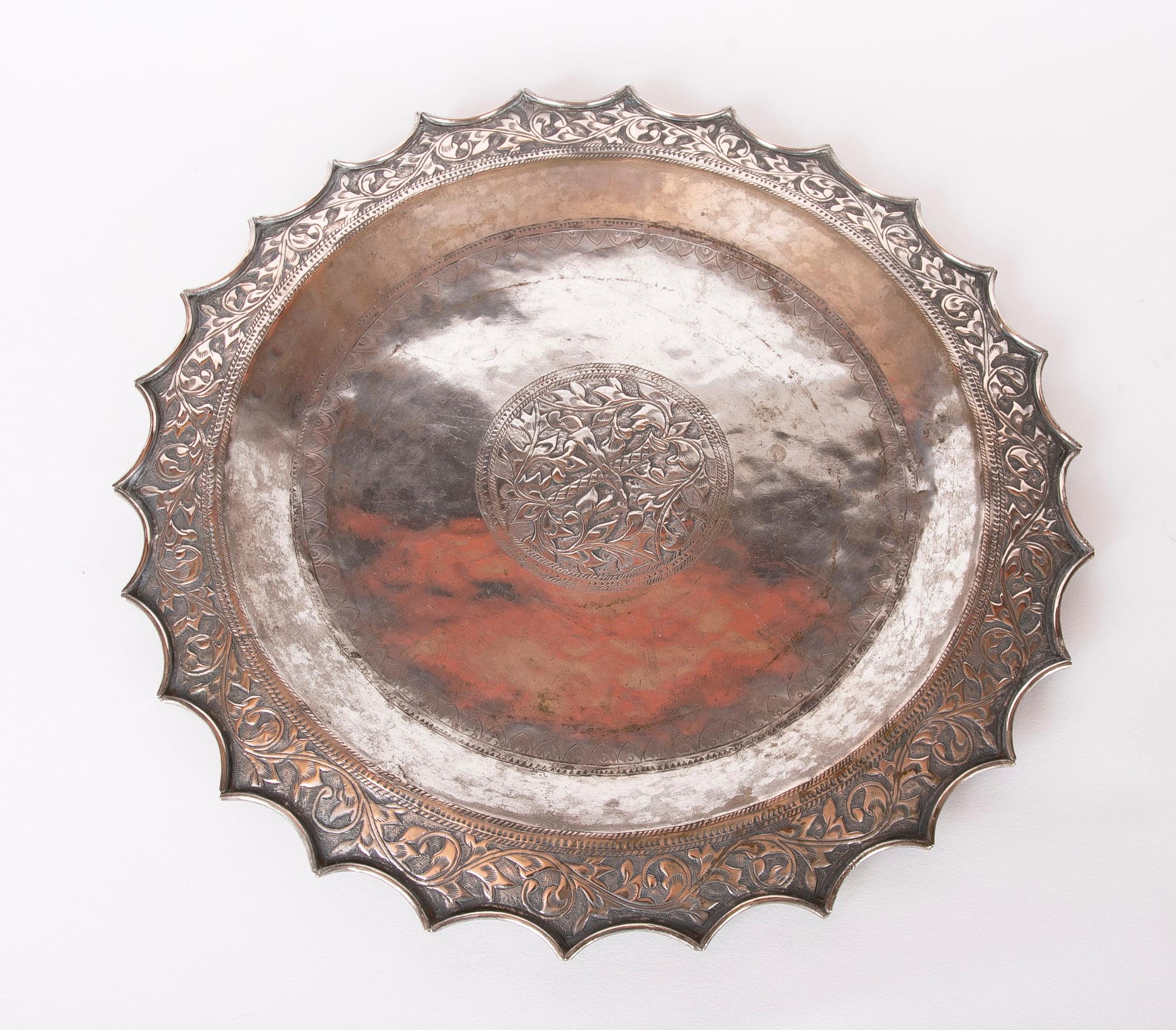 European 19th Century Silver Tray with Embossed Flower Decoration For Sale